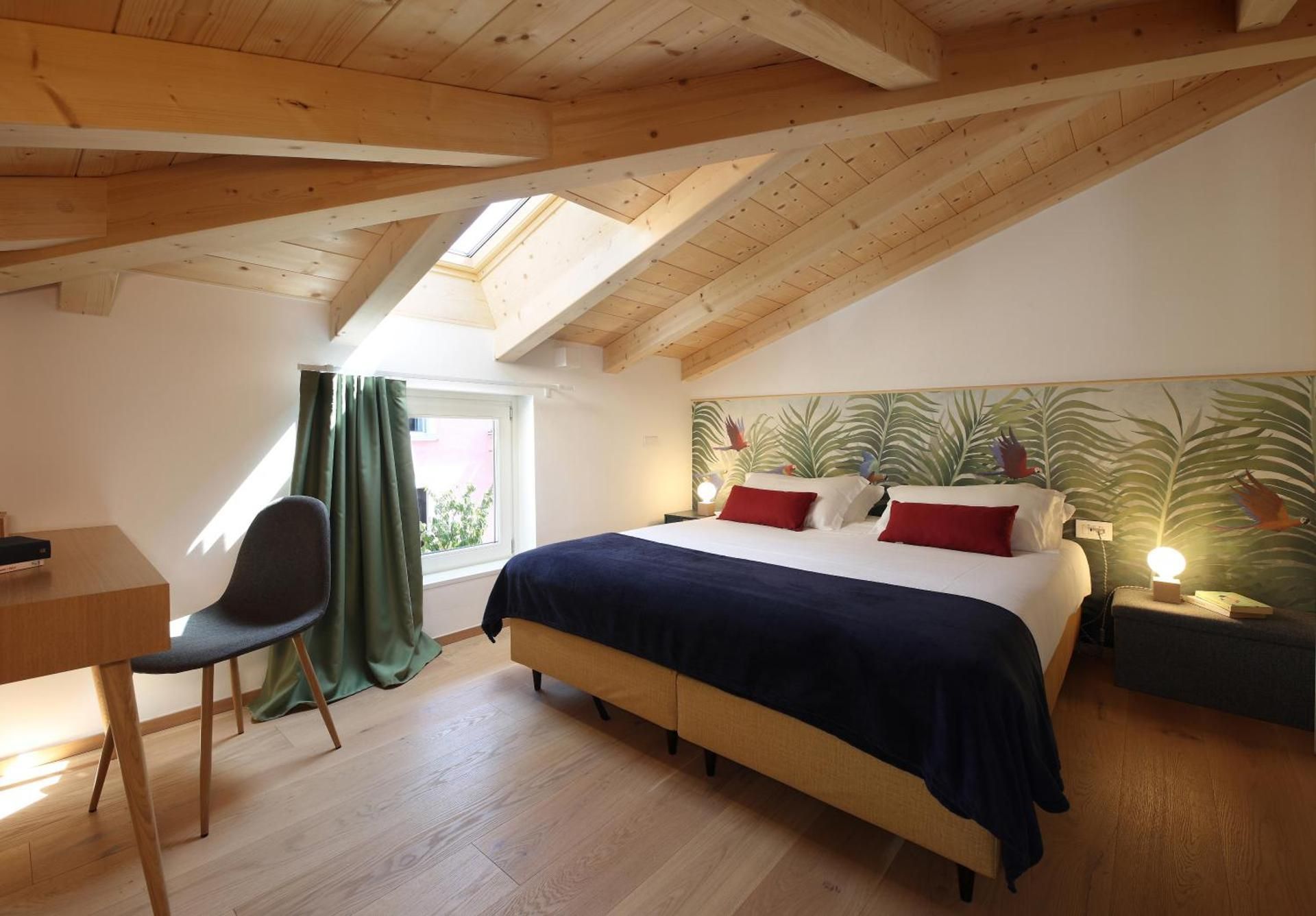 Triple Room with Shared Bathroom