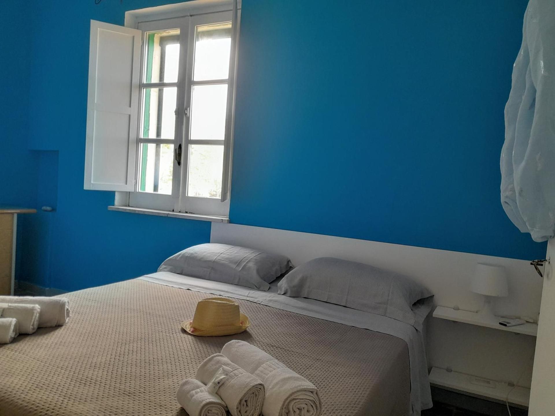 Basic Triple Room
