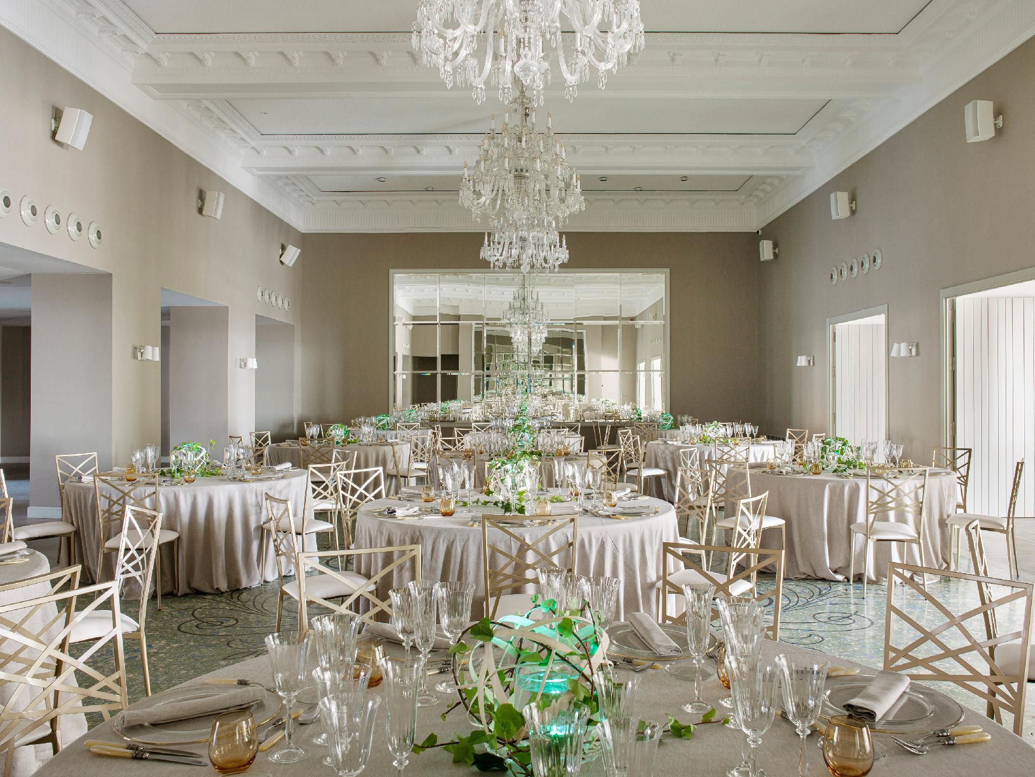 banquet hall