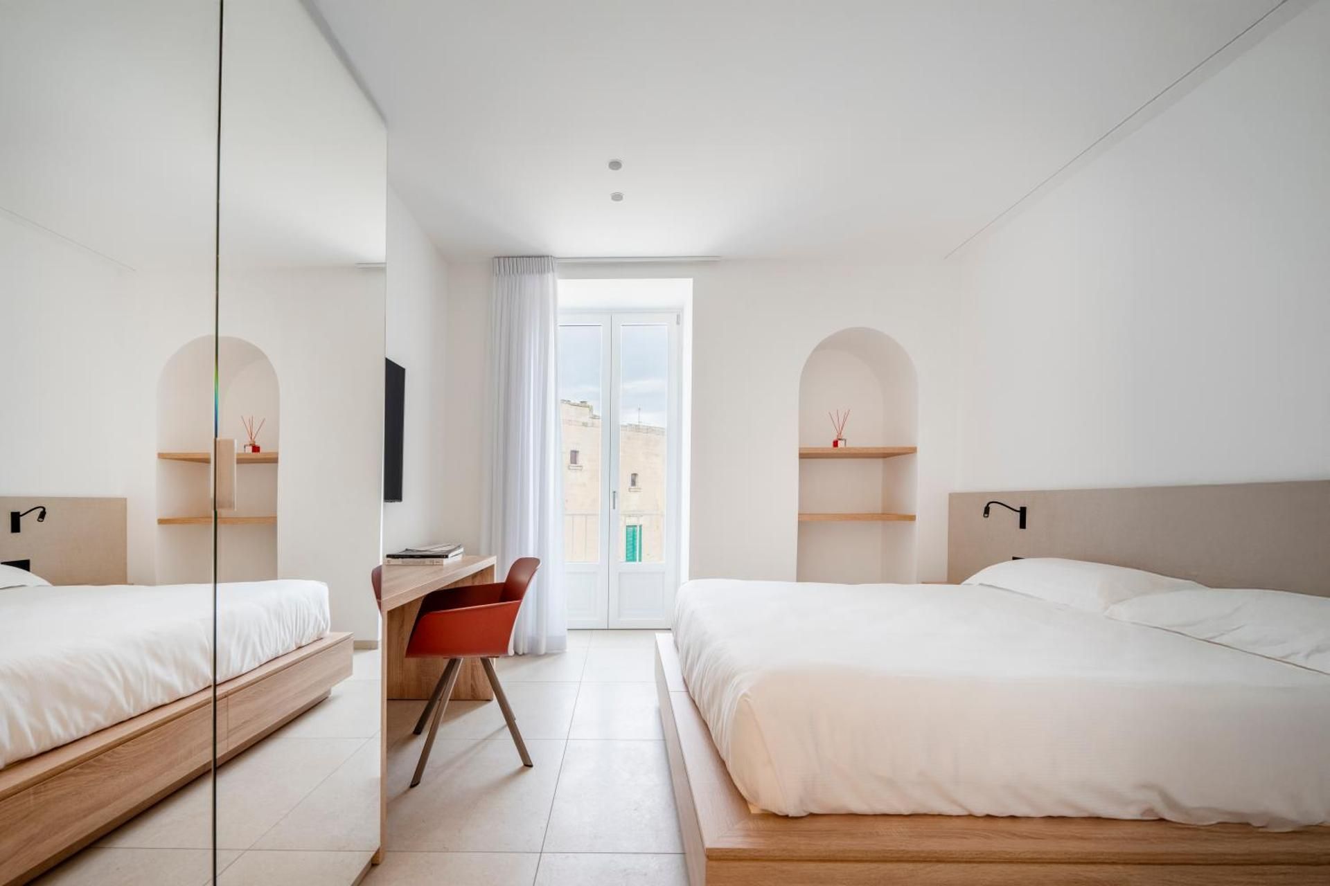 Deluxe One-Bedroom Apartment with City View