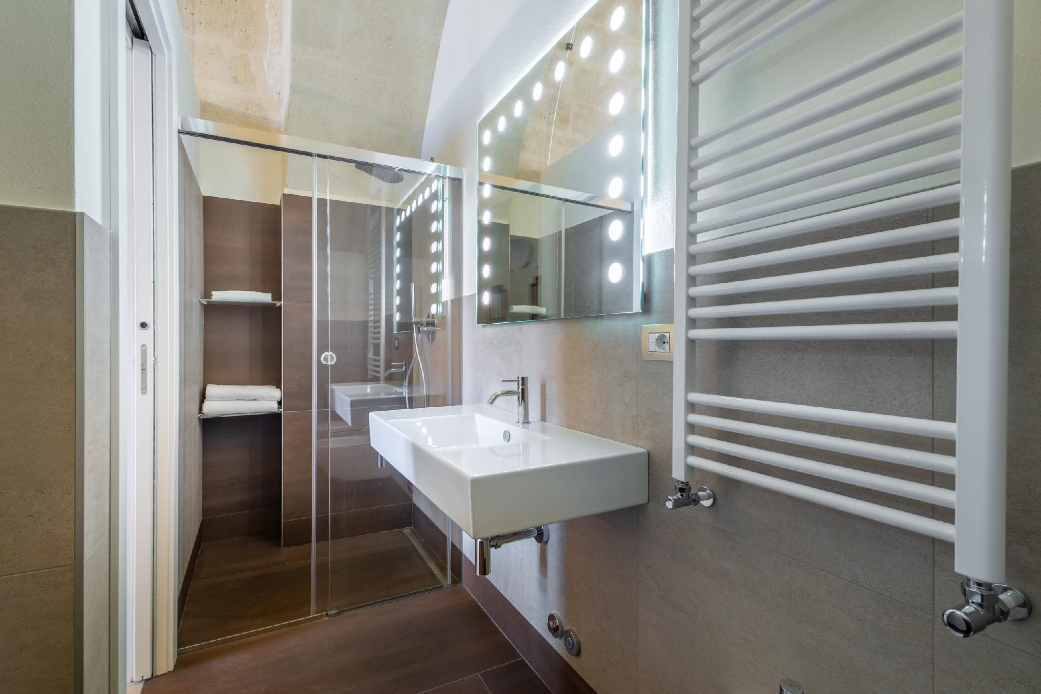 Camera dei Cuoi-Matrimoniale-Matrimoniale King Size-Bagno in camera-Terrazza