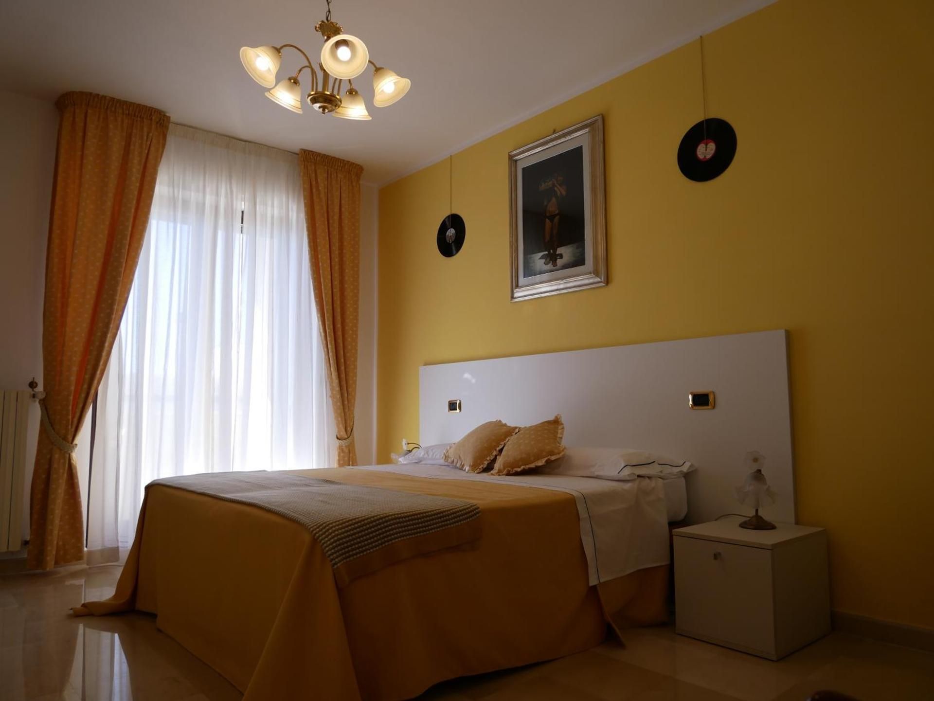 Donna Nicla B&B Quadruple Room with Private Bathroom