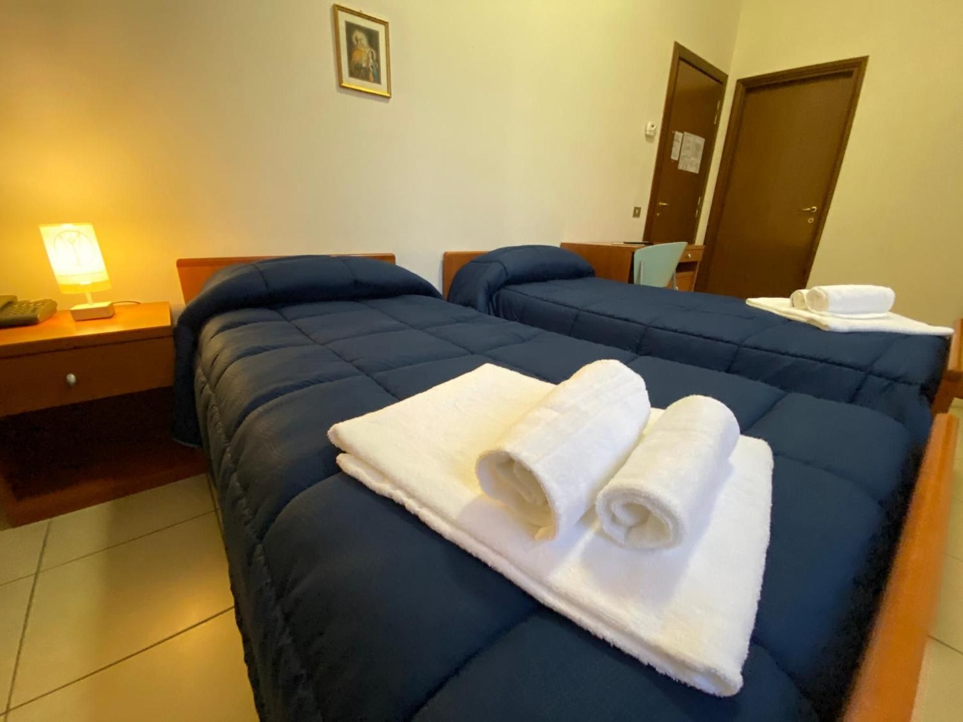 Triple Room with Private Bathroom