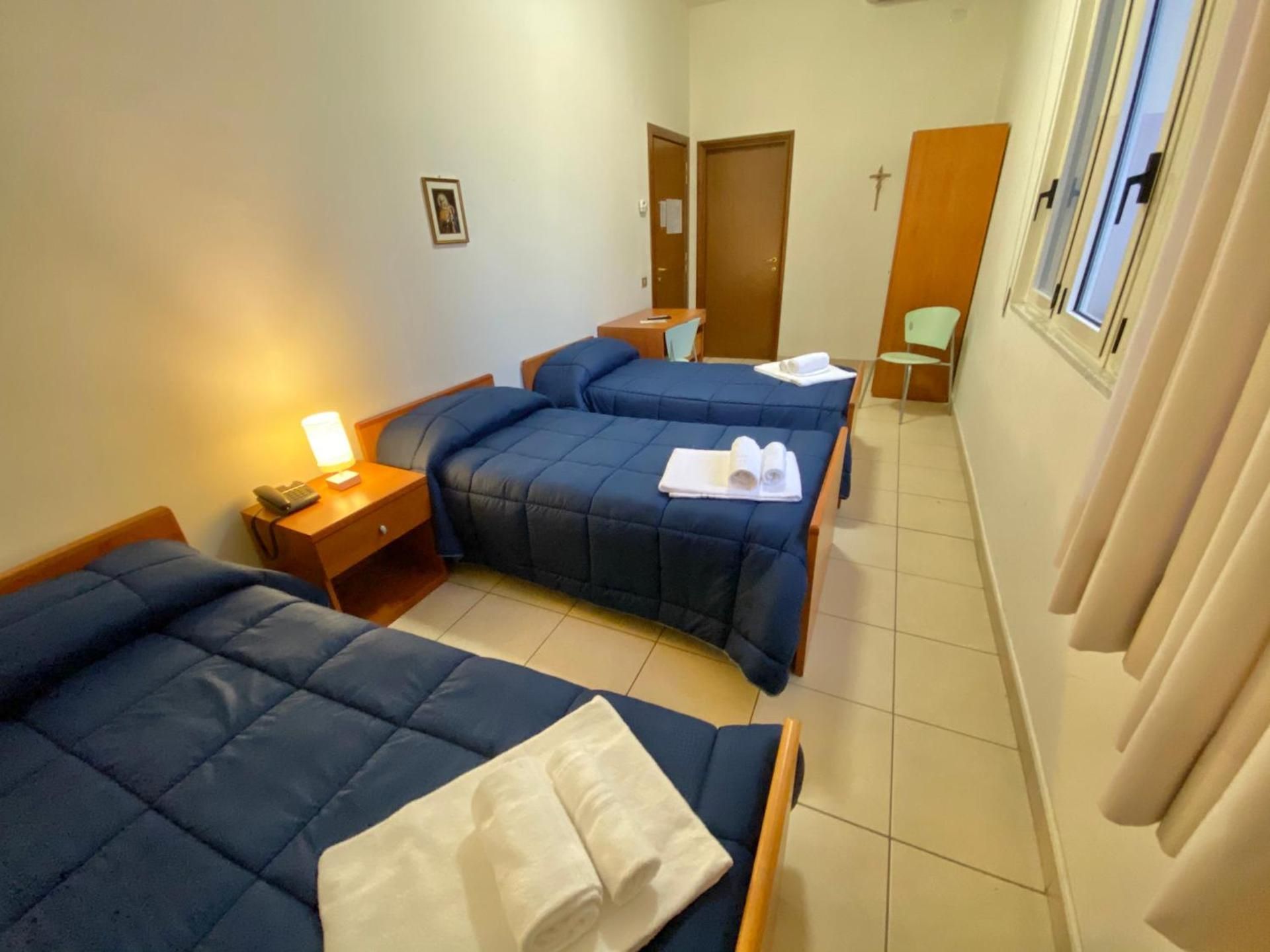 Triple Room with Private Bathroom