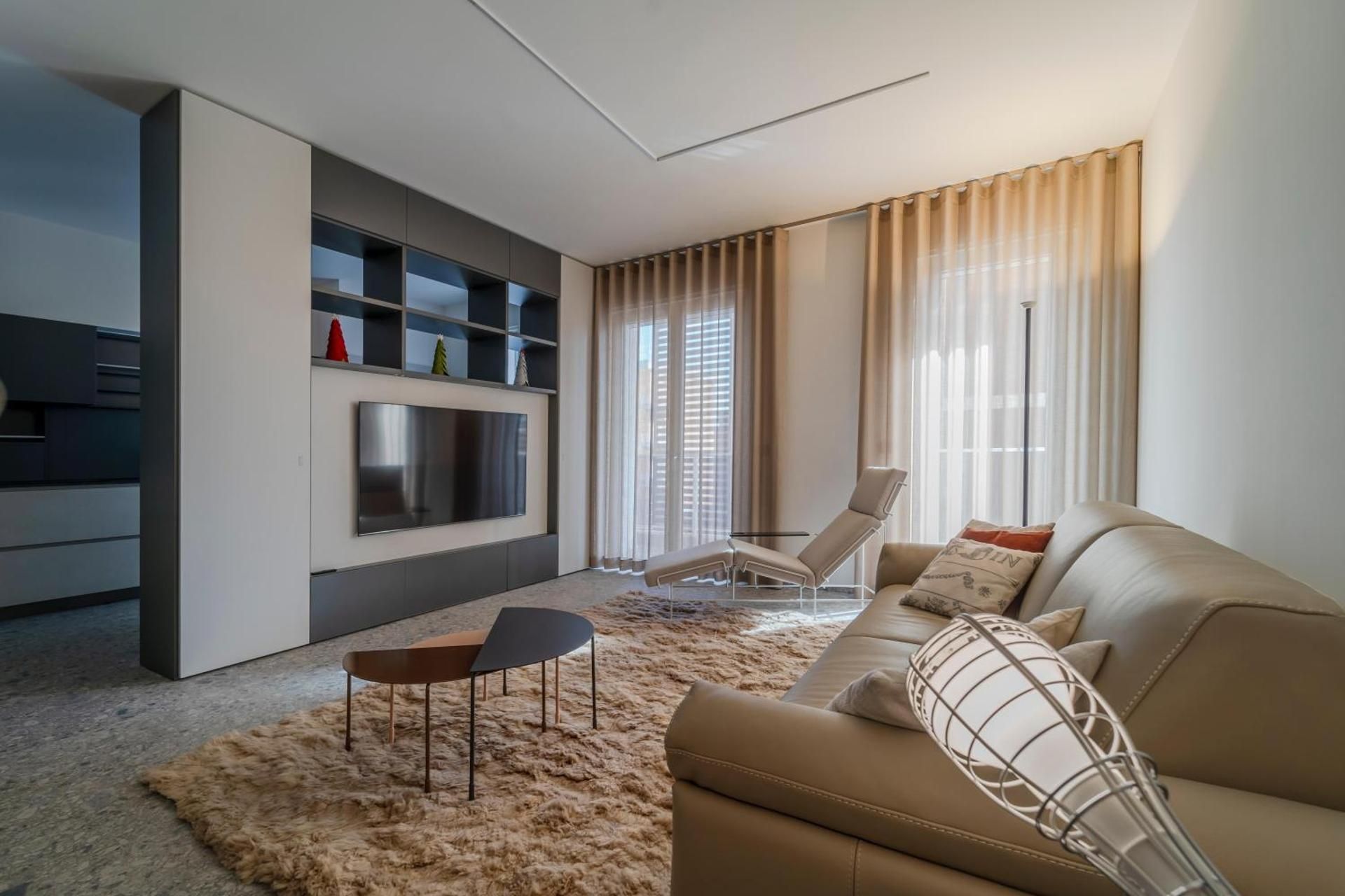 shared lounge/tv area