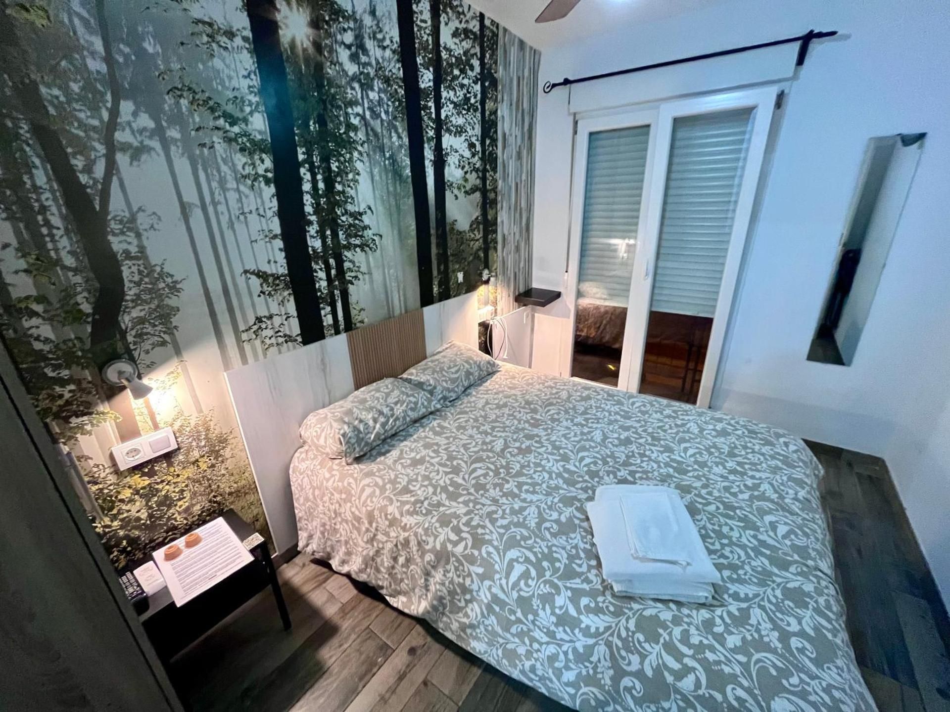 Double Room with Shared Bathroom