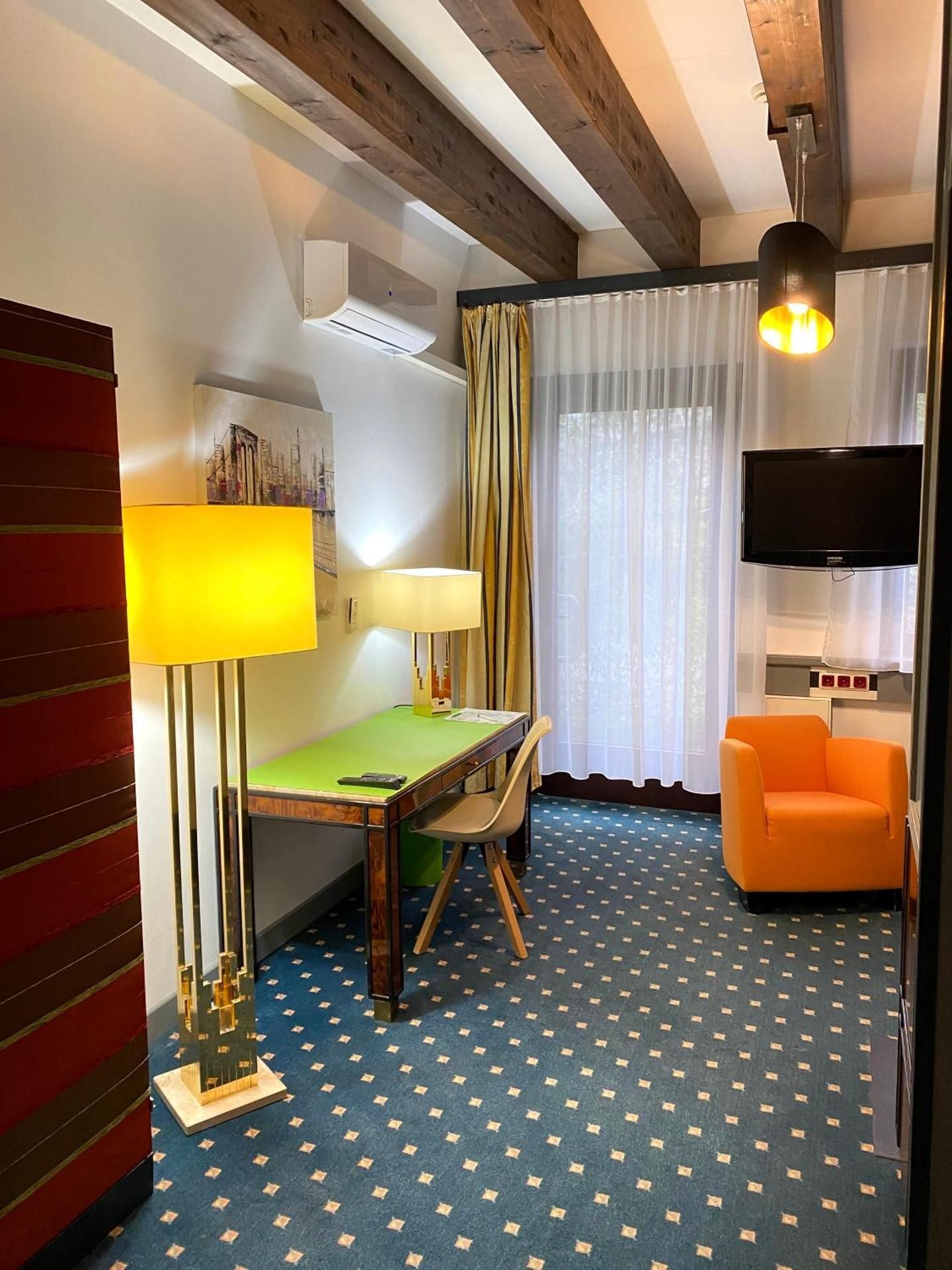 Single Room