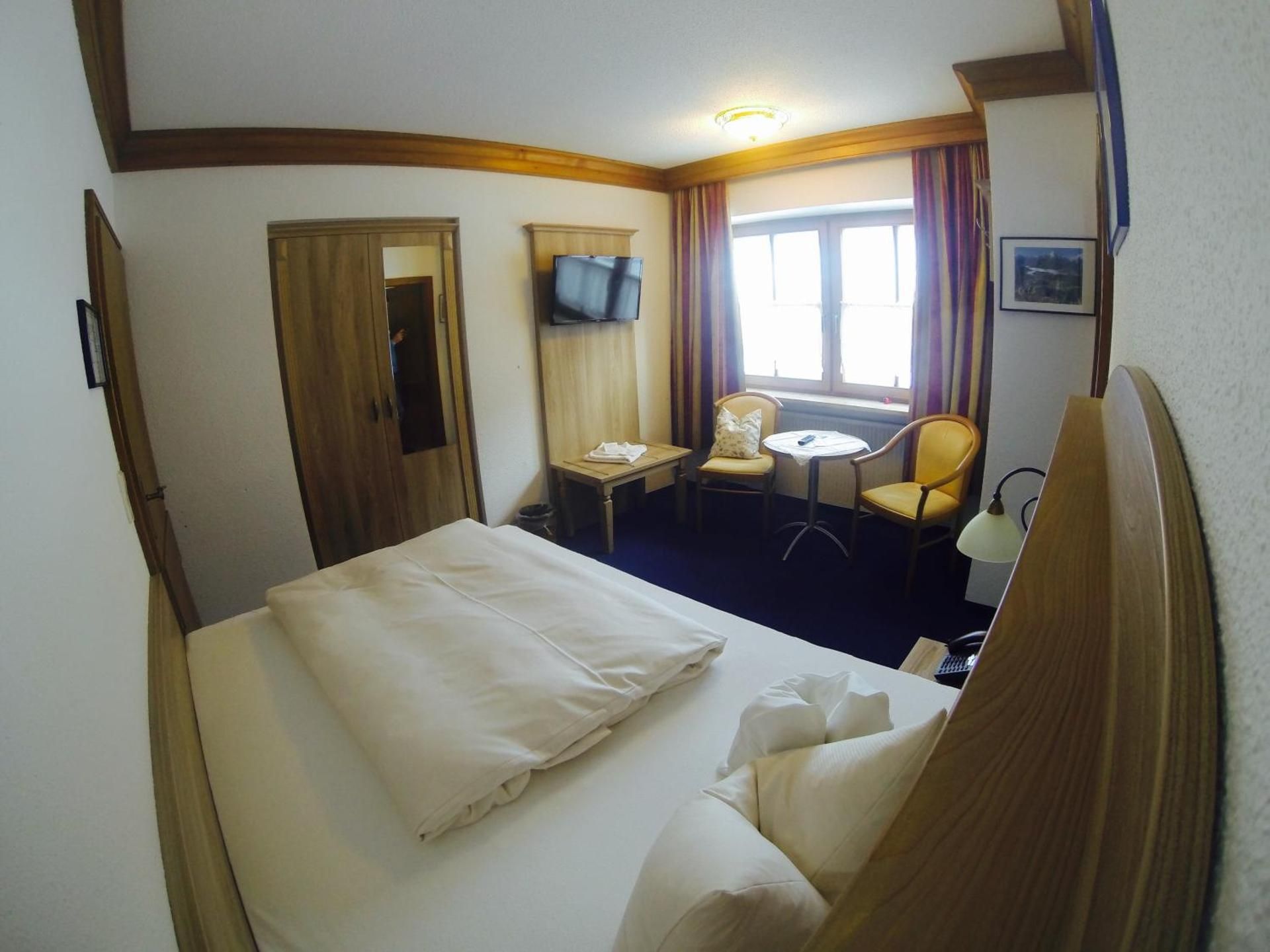 Classic Single Room