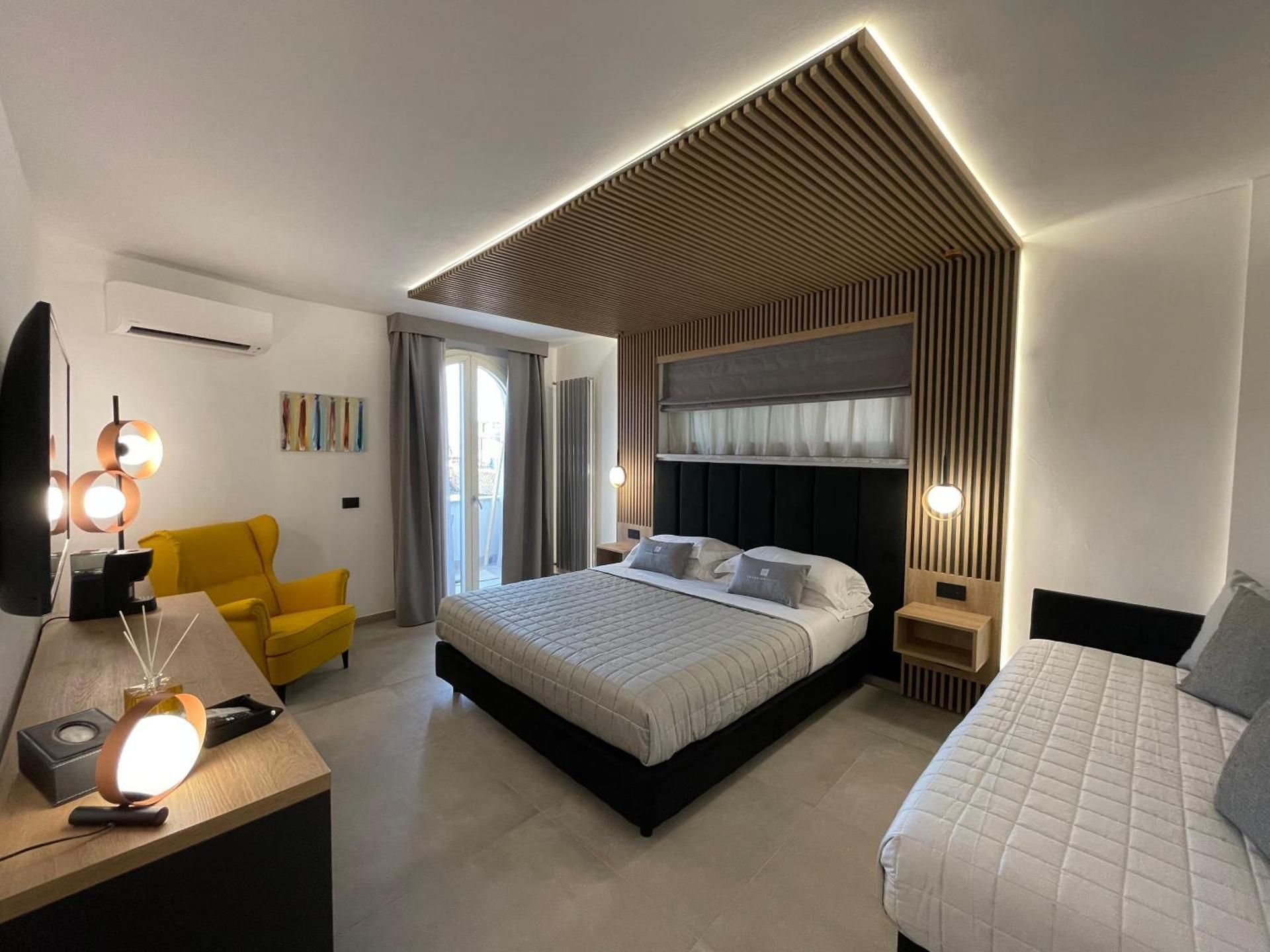 Deluxe Triple Room
