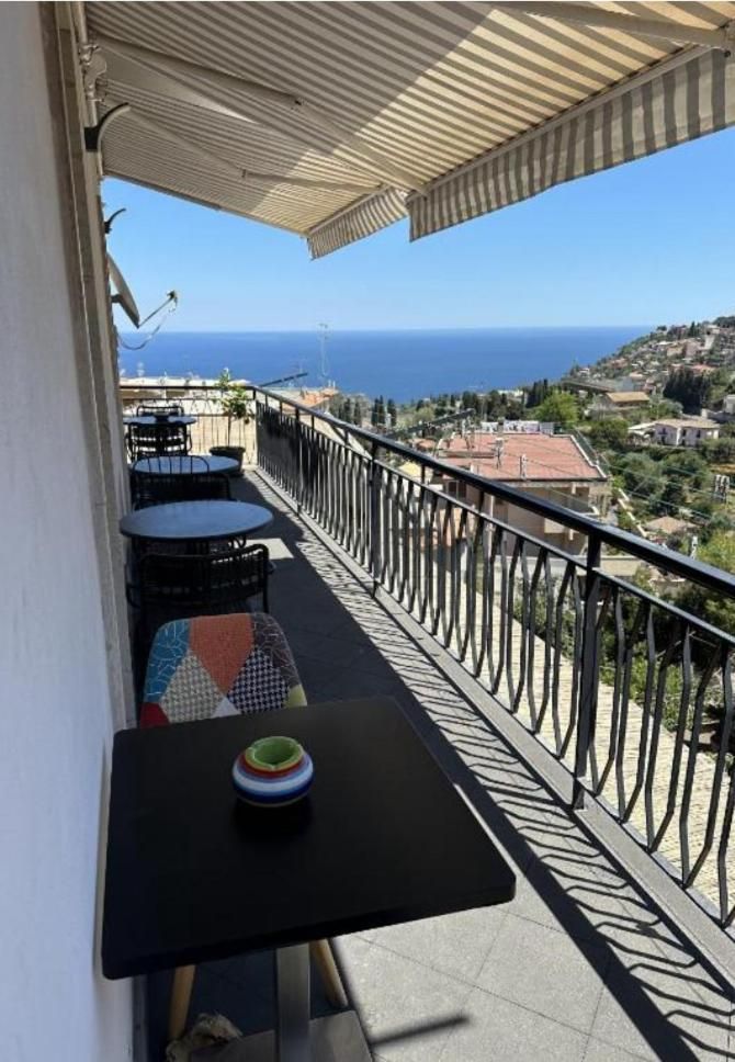 Deluxe Double Room with Sea View