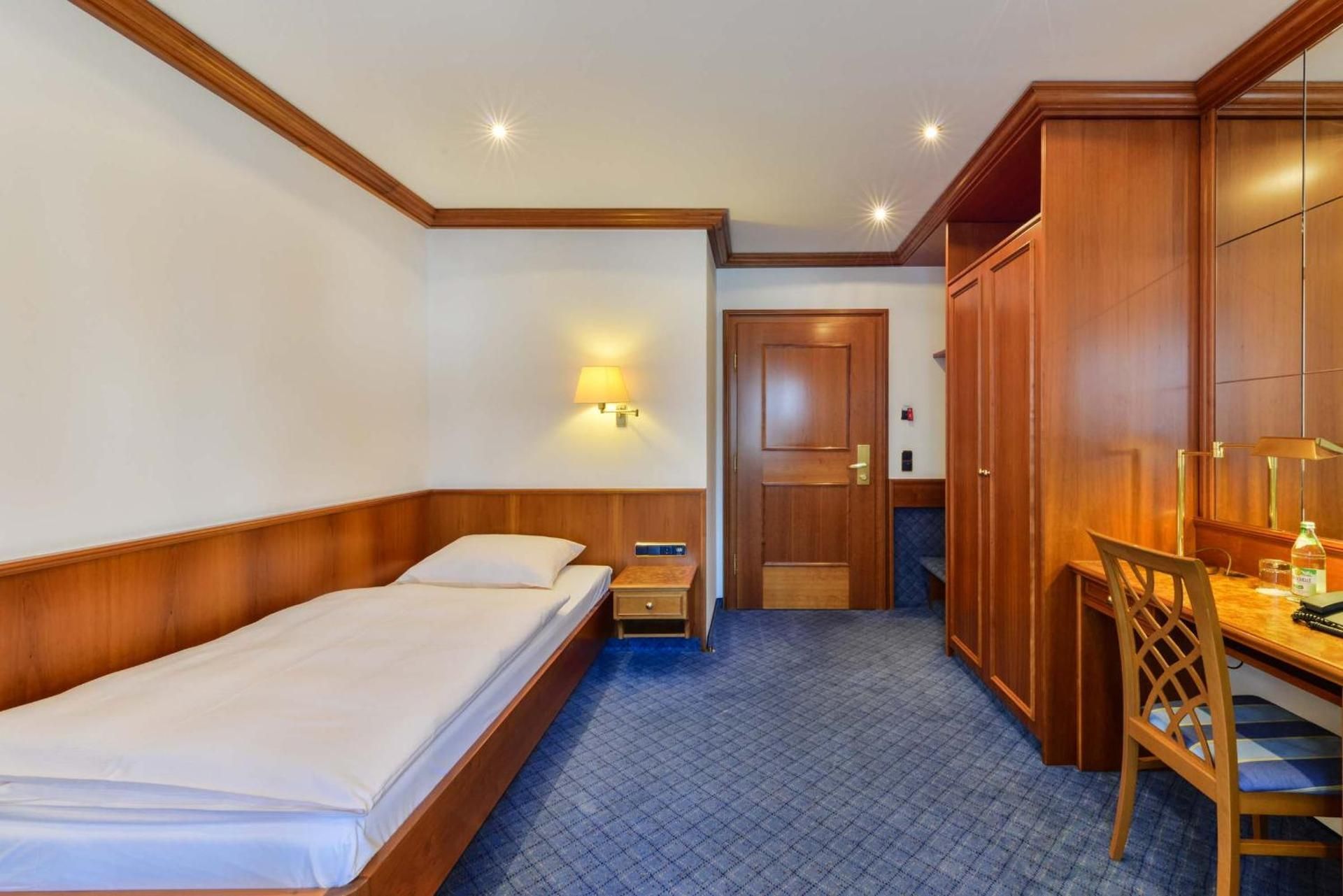 Comfort Single Room
