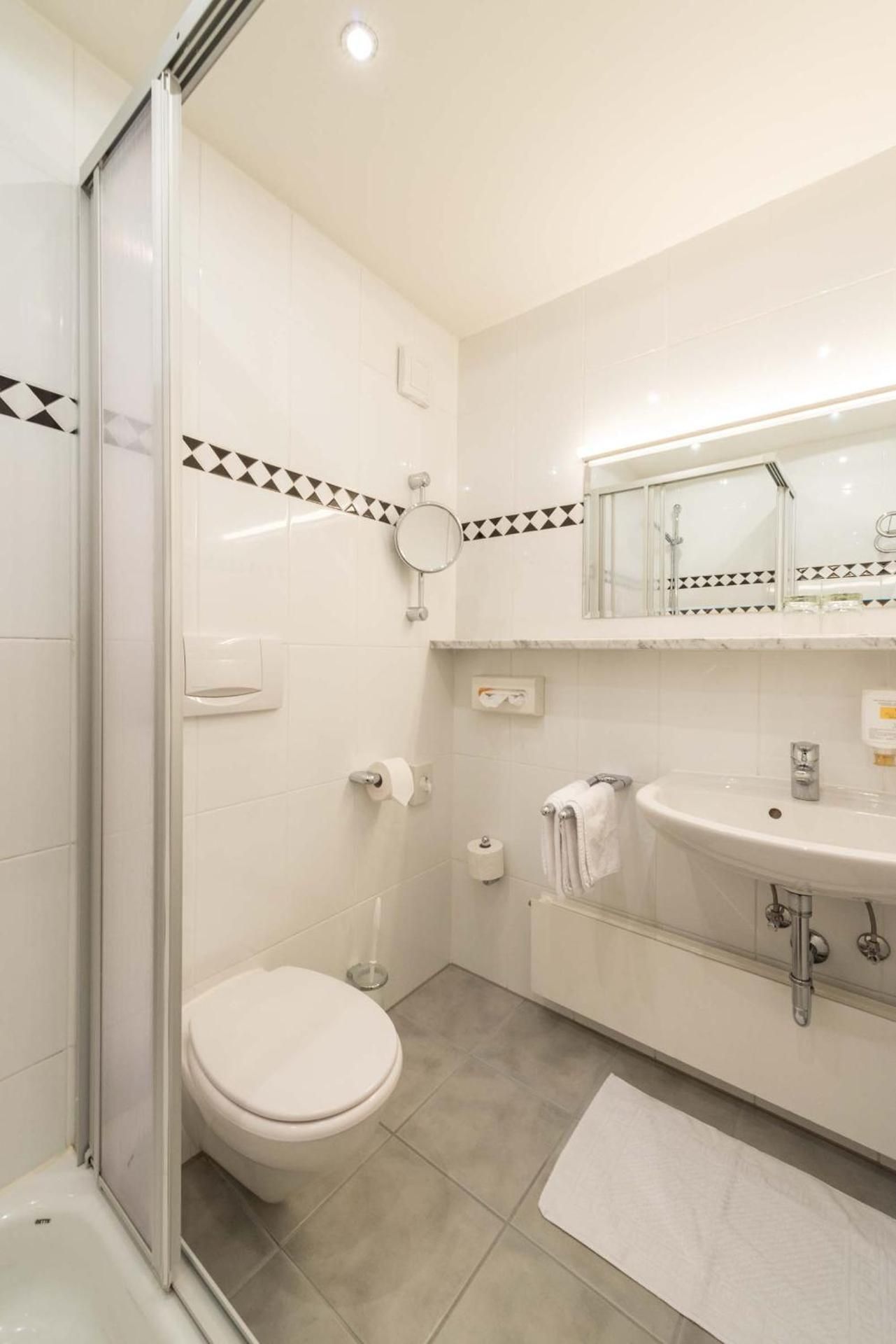 Standard Single Room