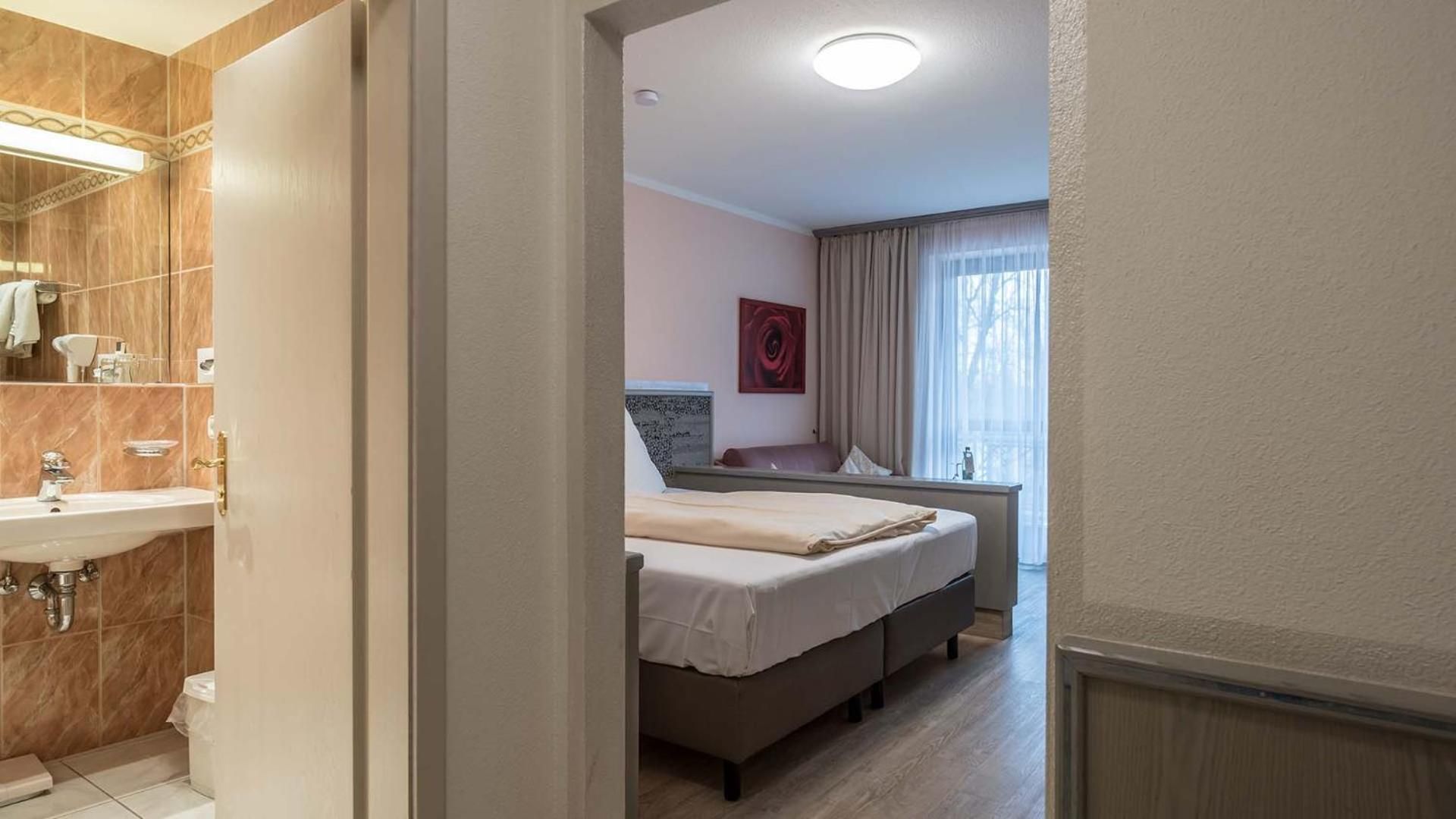 King Room with Garden View