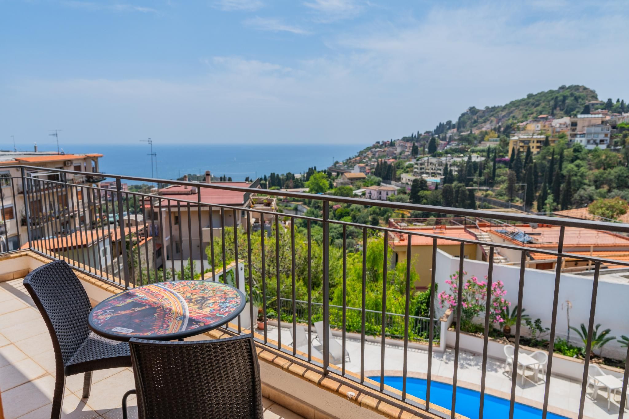 Camera doppia-Bagno in camera con doccia-Vista mare-4