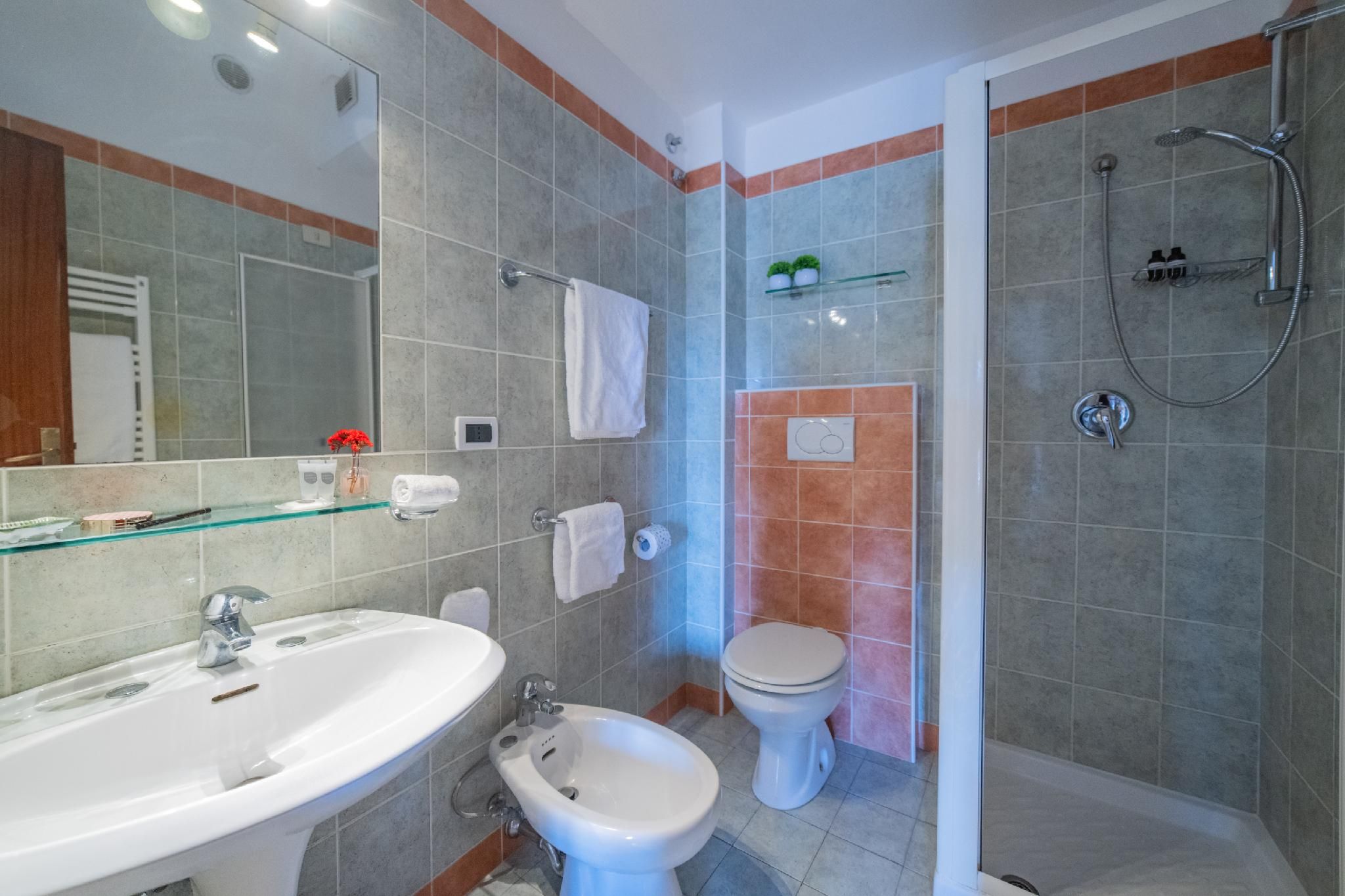 Casa Pertosa Camera doppia-Standard-Bagno privato esterno-Vista mare-2 2