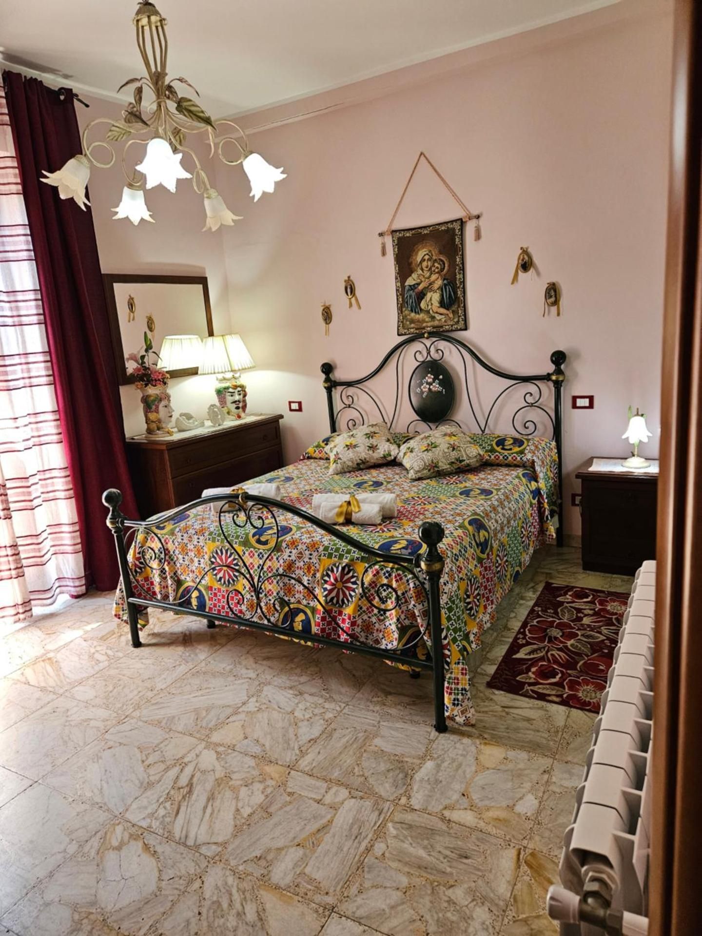 Triple Room with Shared Bathroom