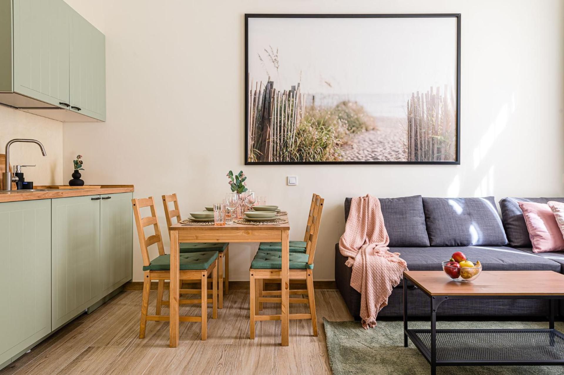 Simone Apartments