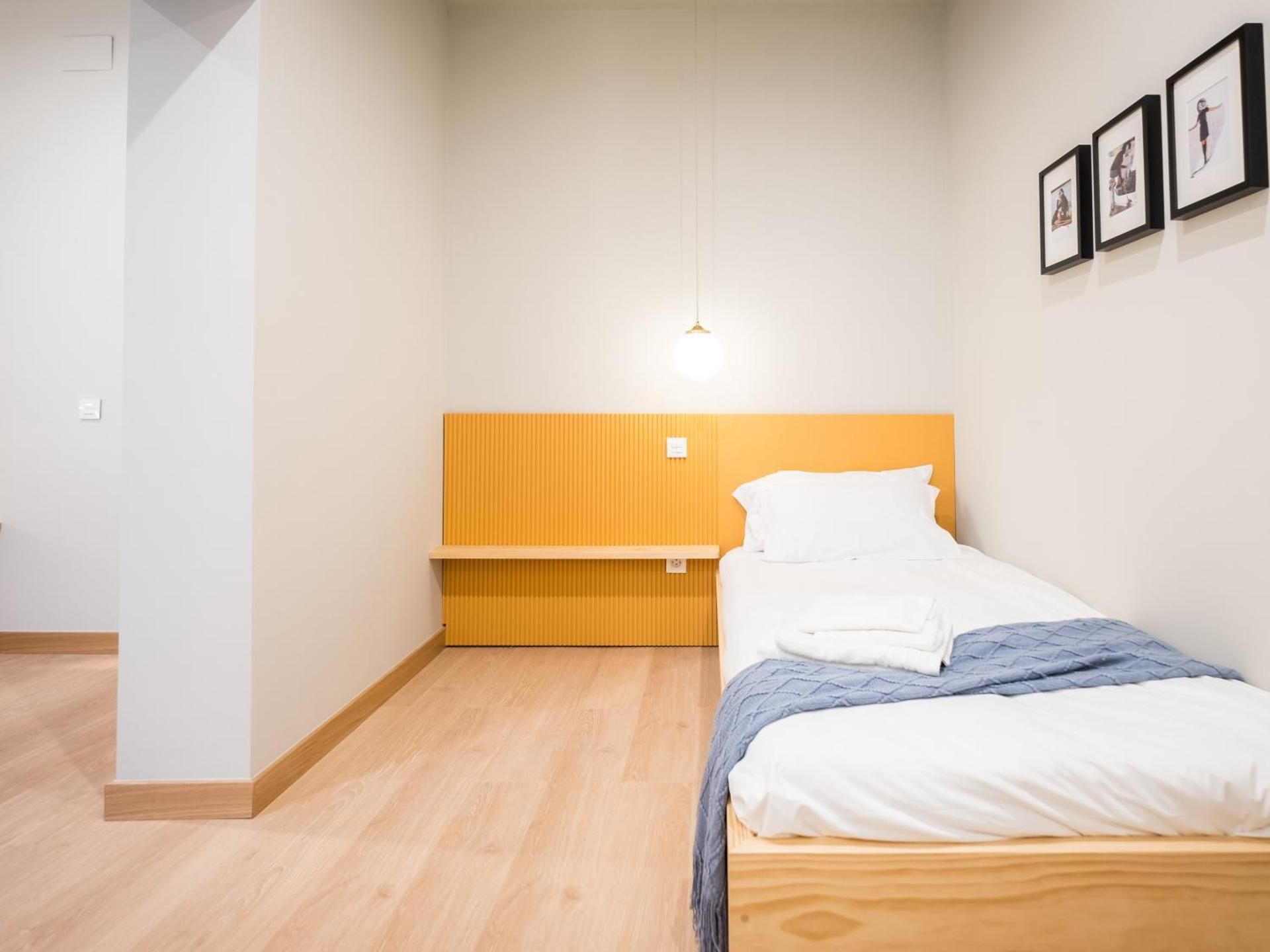 Economy Triple Room