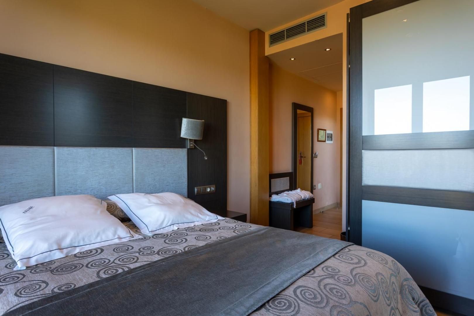 Business Single Room