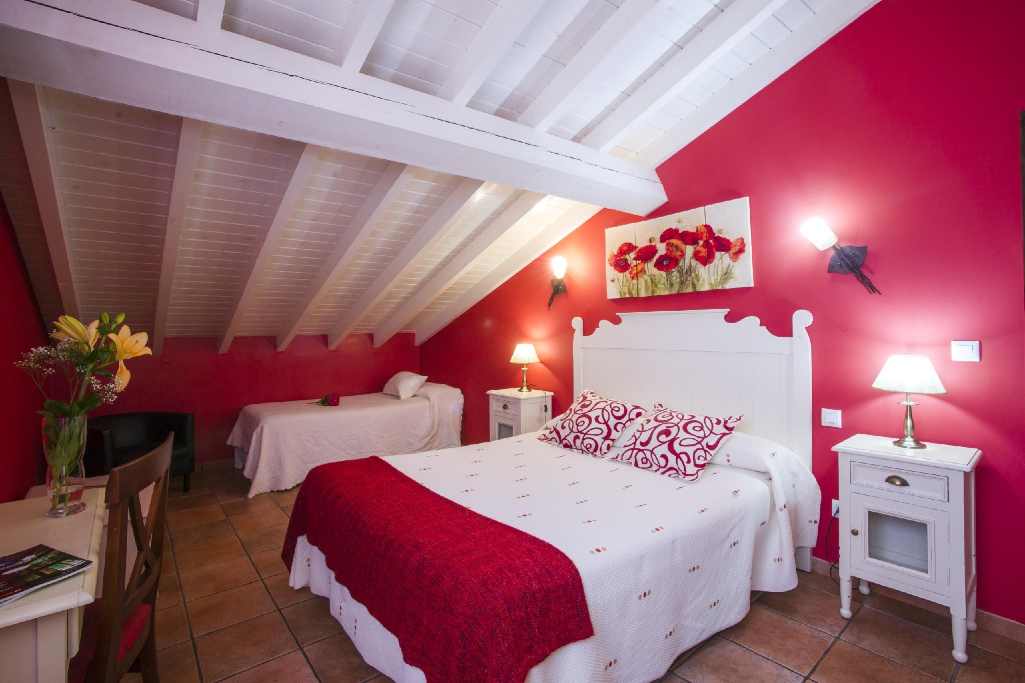 Family room-Private Bathroom-3/4