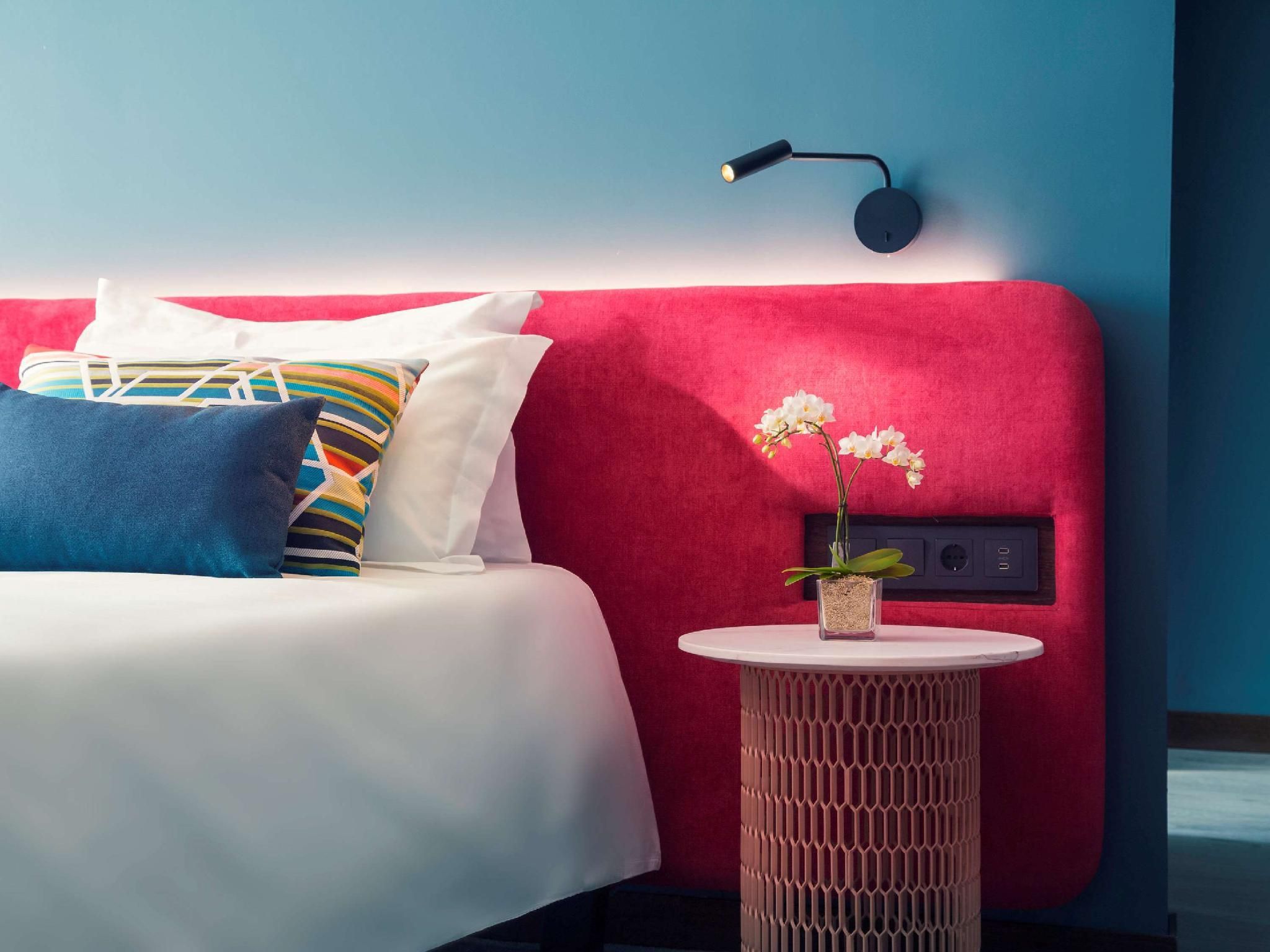 Double Bed