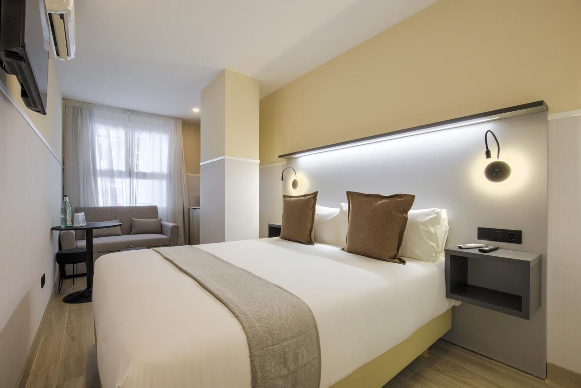 Large Double Room