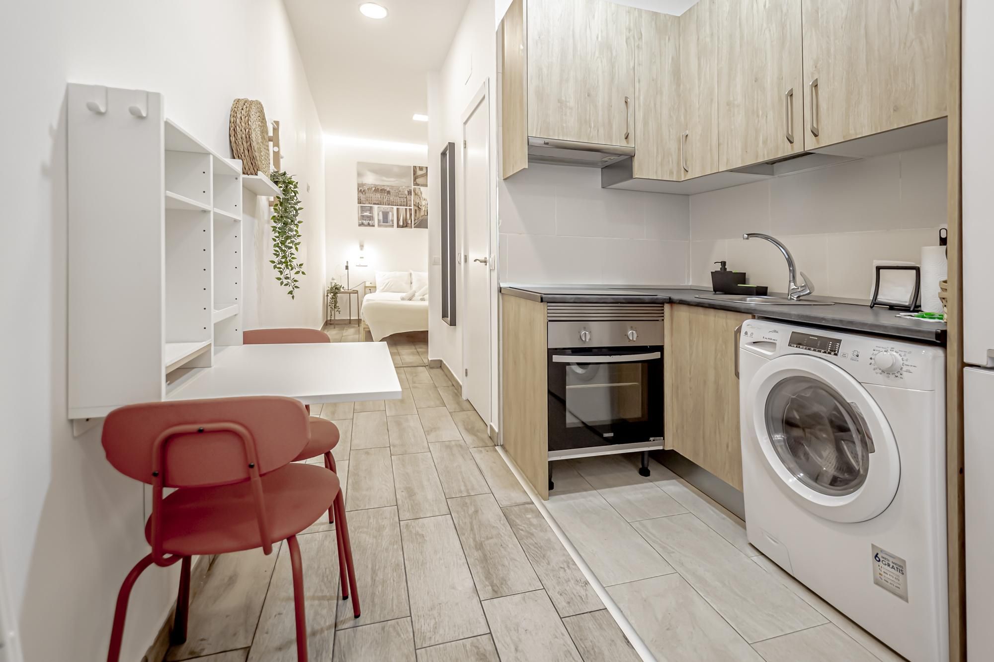 Apartamento-Moderno-Baño con ducha-Tetuán A