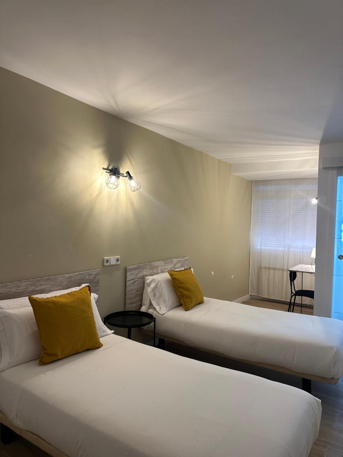 Twin Room with Bathroom