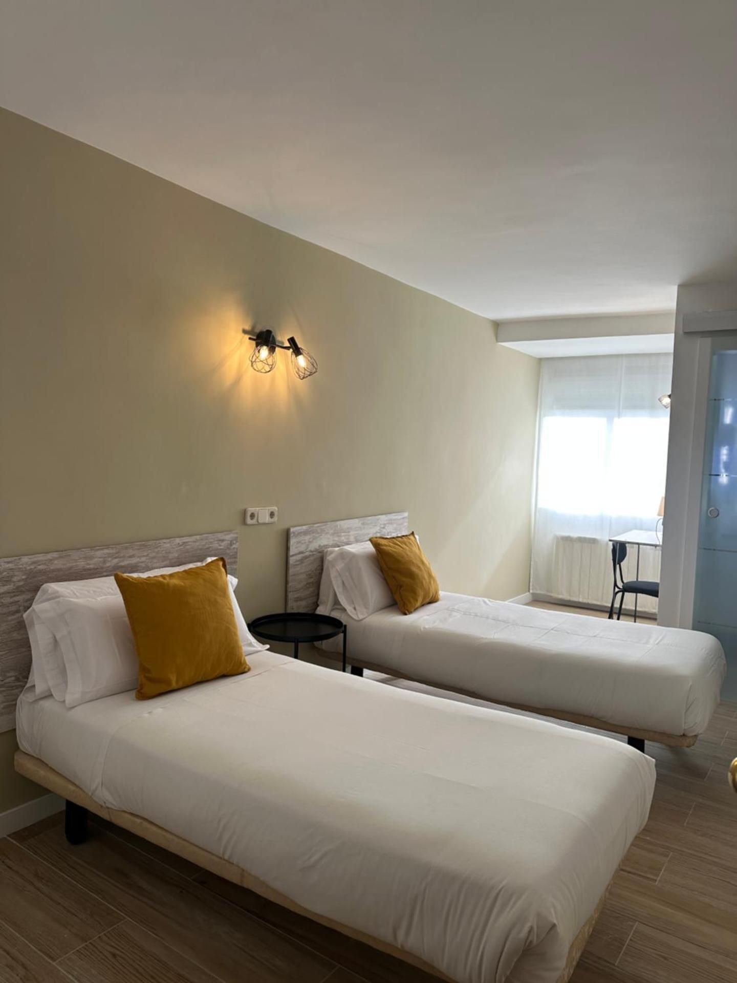 Twin Room with Bathroom