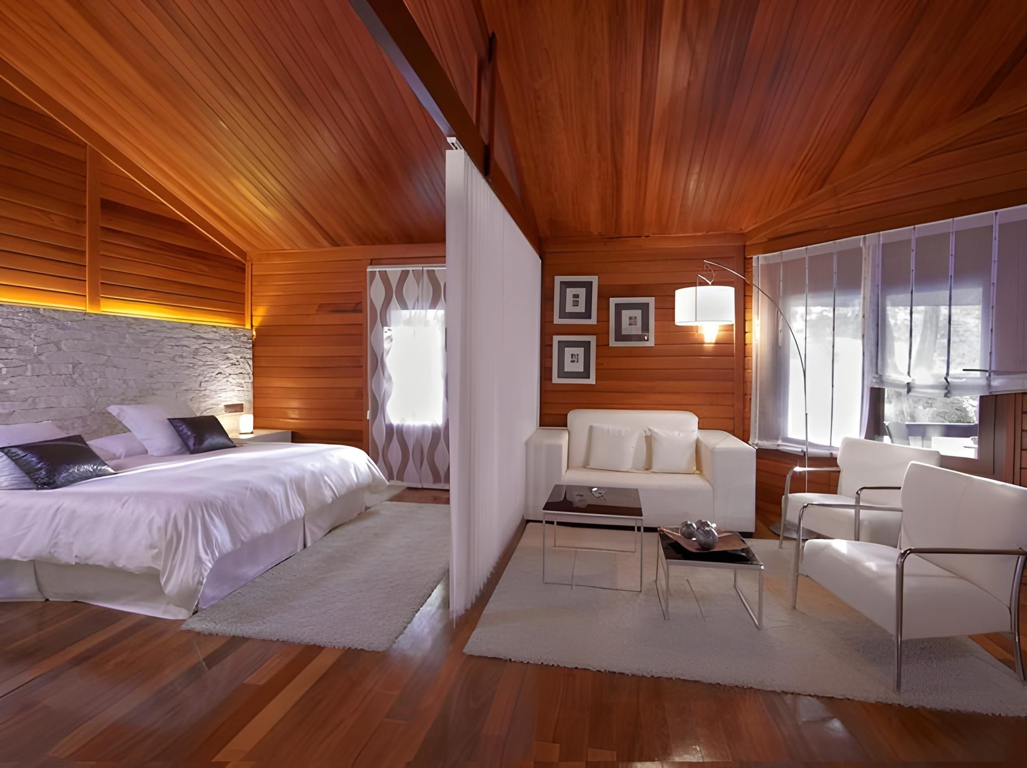 Quadruple (4 Adults)