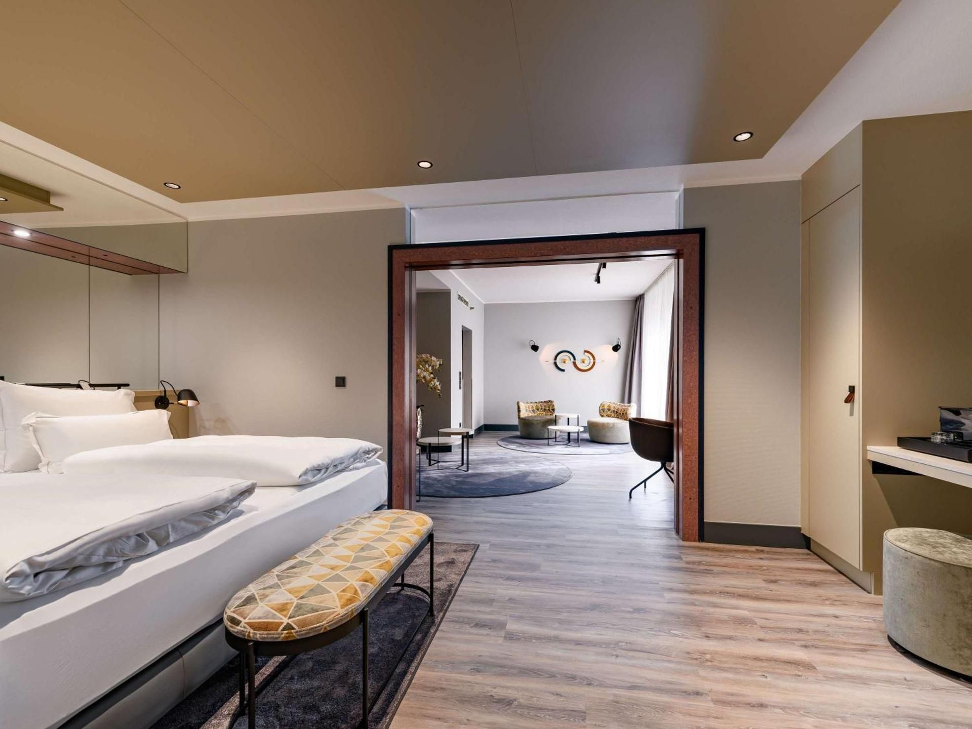 Executive Suite with King Bed