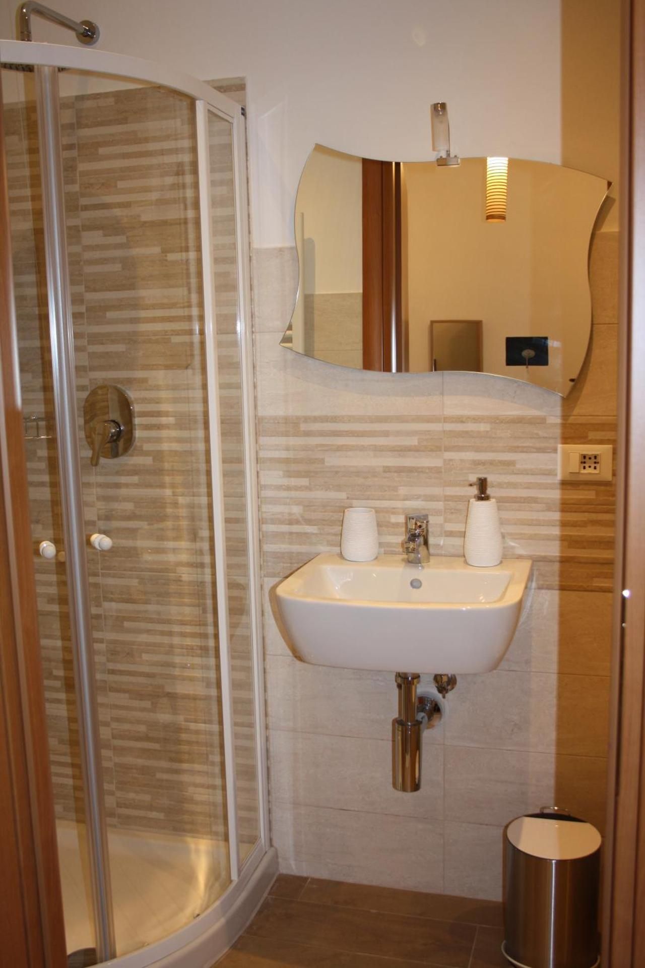Single Room With Private Bathroom