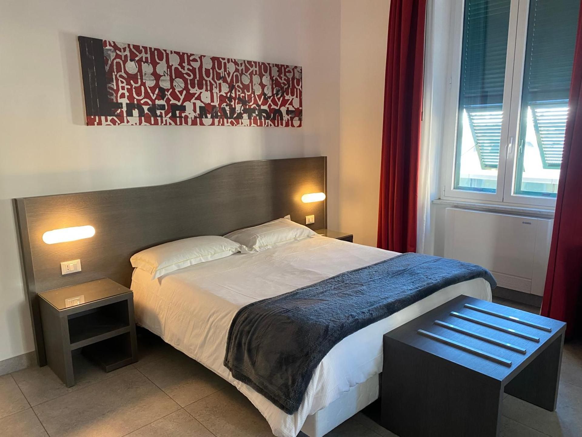 Large Double or Twin Room