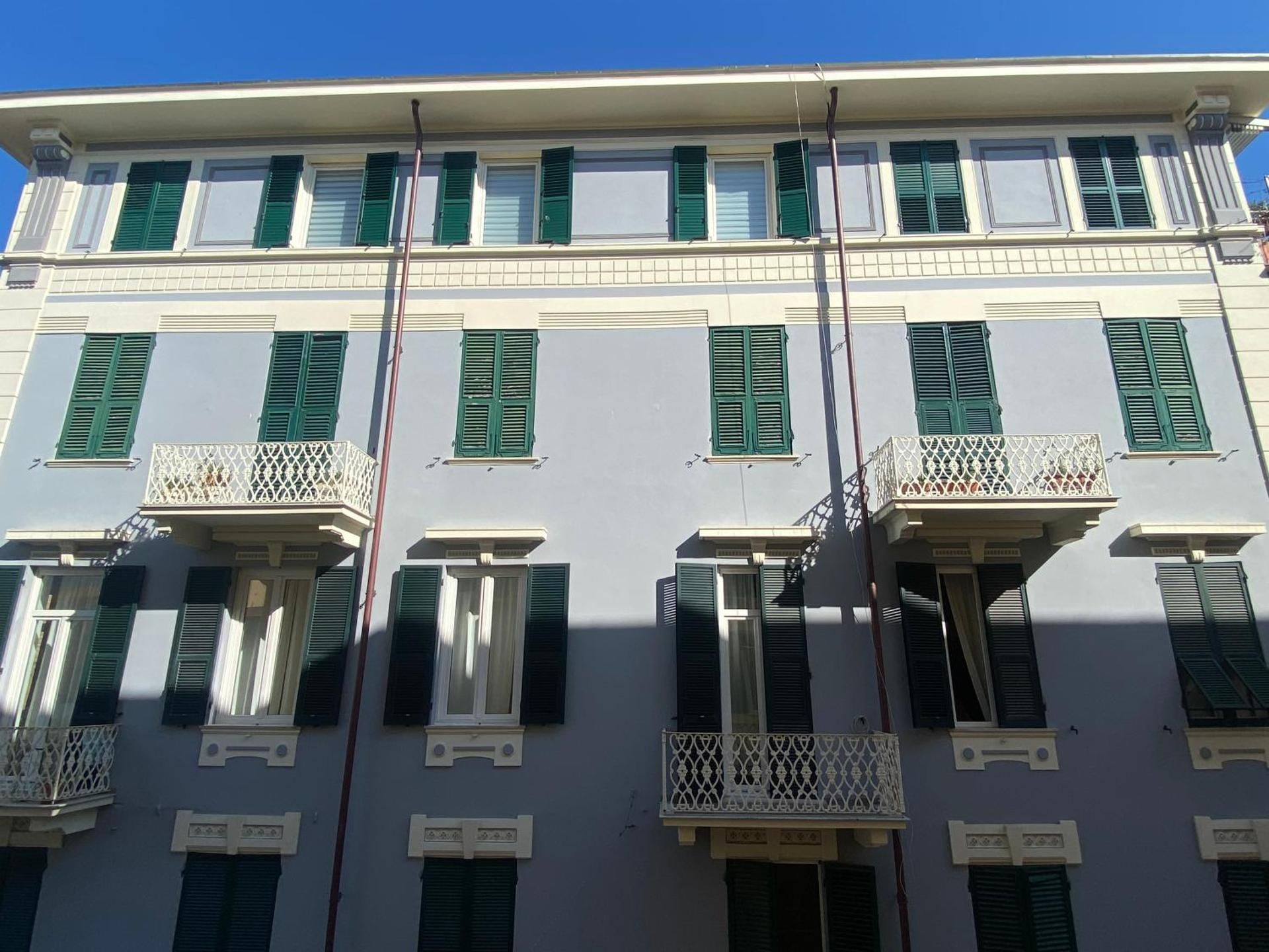 54 ROSSELLI ROOMS