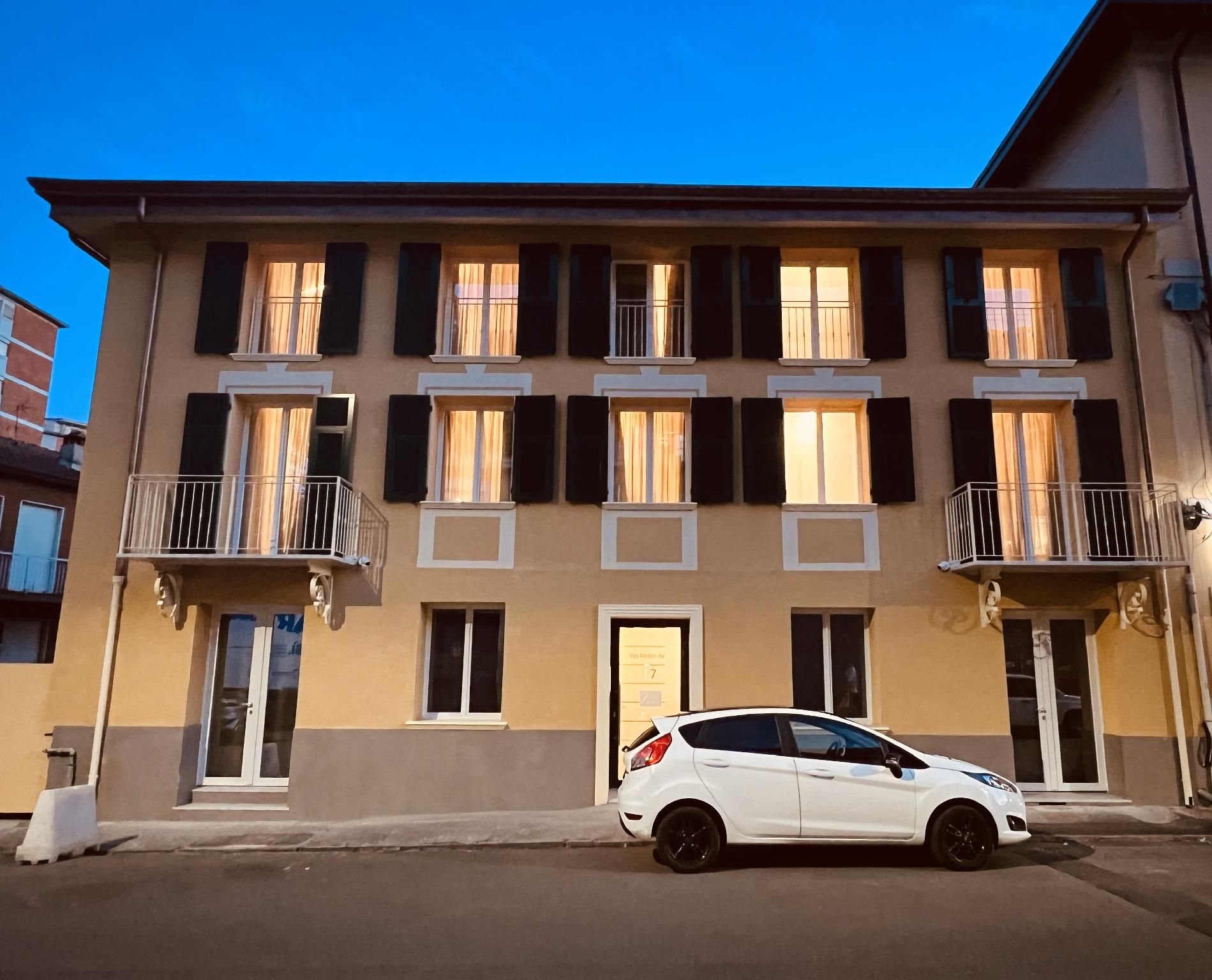 5 Terre Hub Suite 1