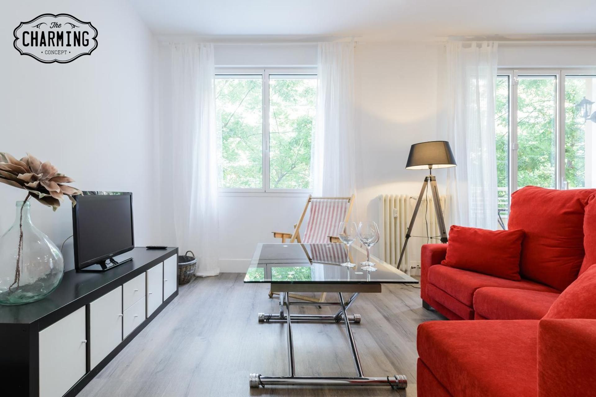 Deluxe Apartment