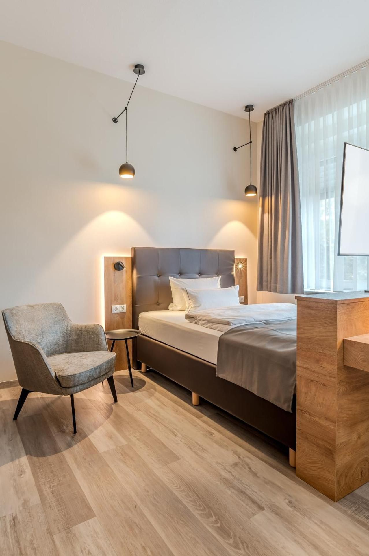 Standard Single Apartment