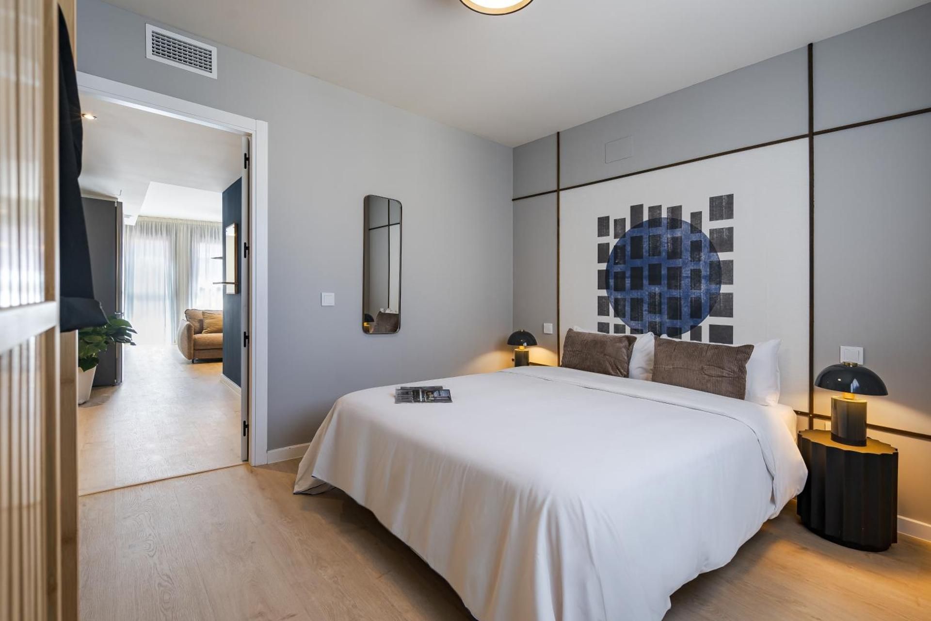 One-Bedroom Apartment (4 Adults)