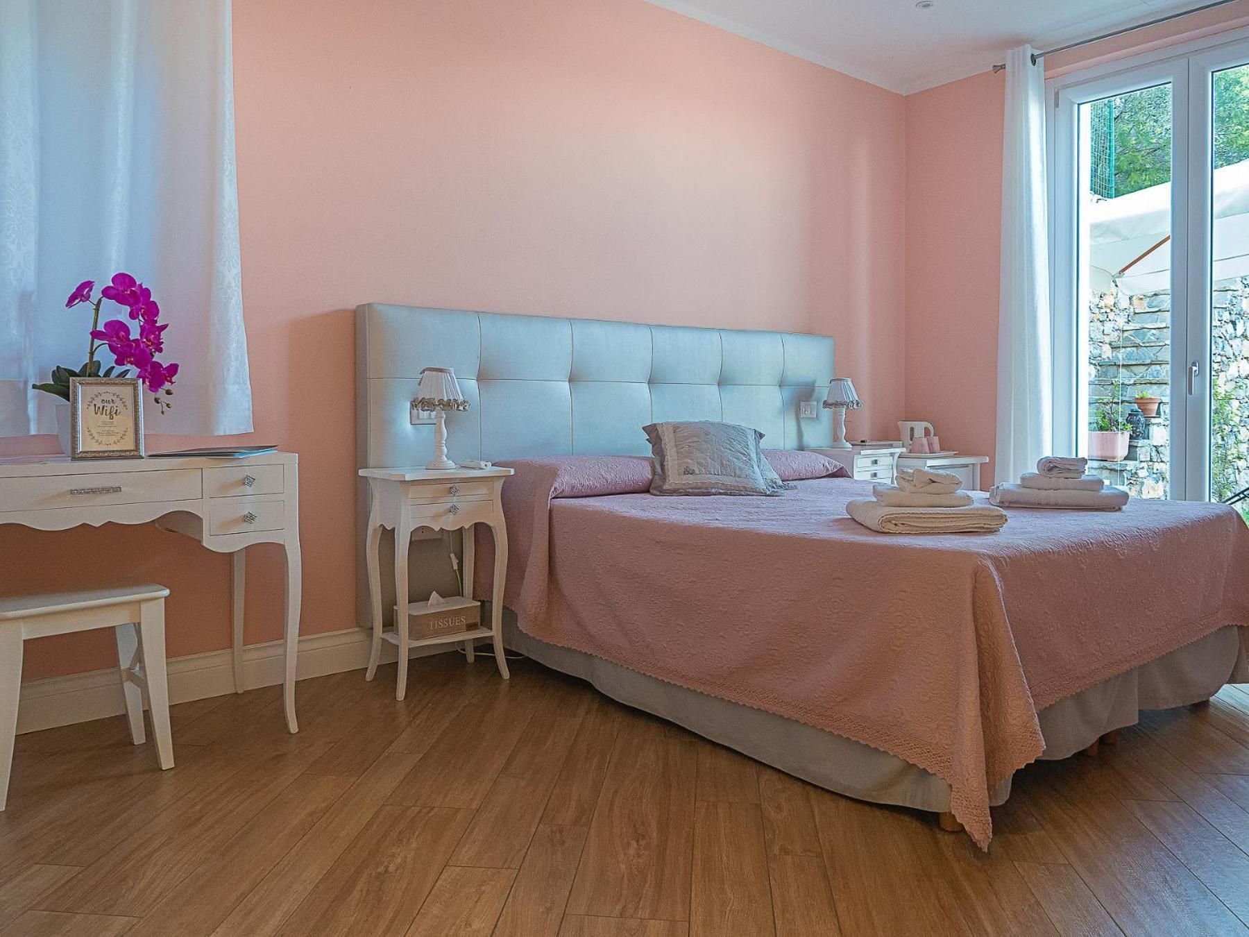 Deluxe Double Room with Side Sea View - Separate Building