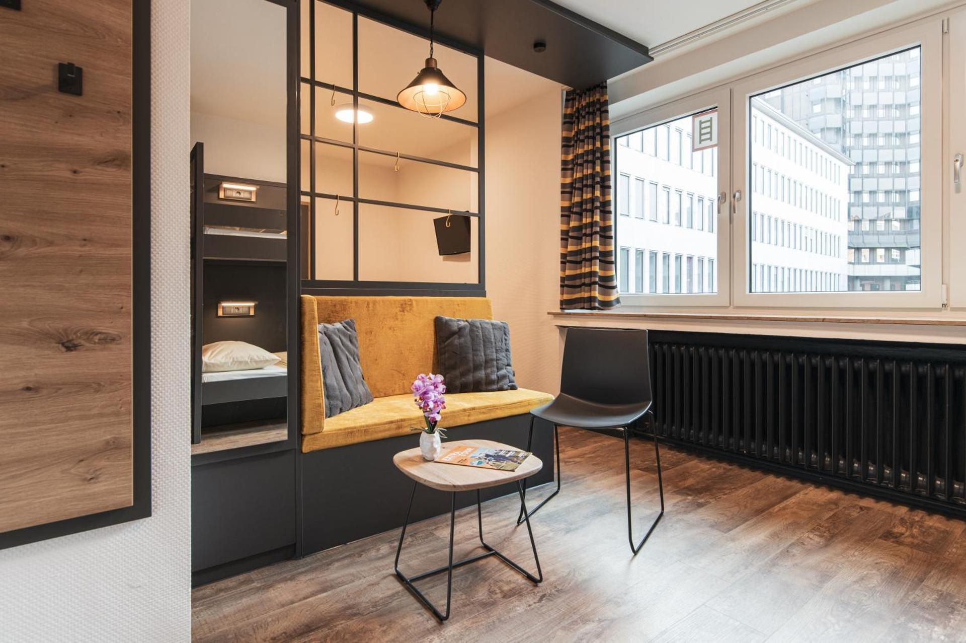 Quadruple Room Ruhrpott