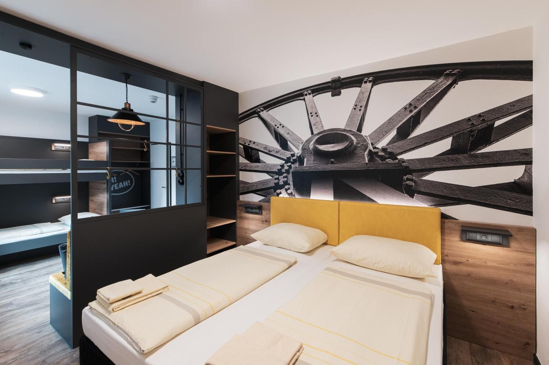 Quadruple Room Ruhrpott