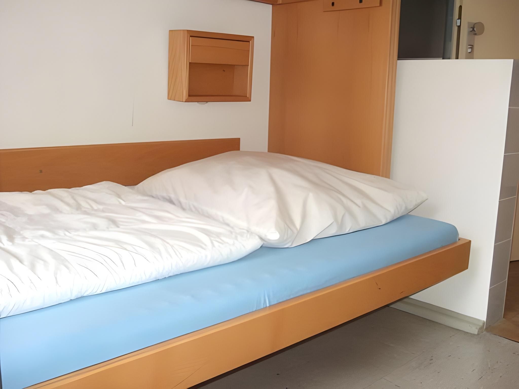 Single Room with Shared Bathroom