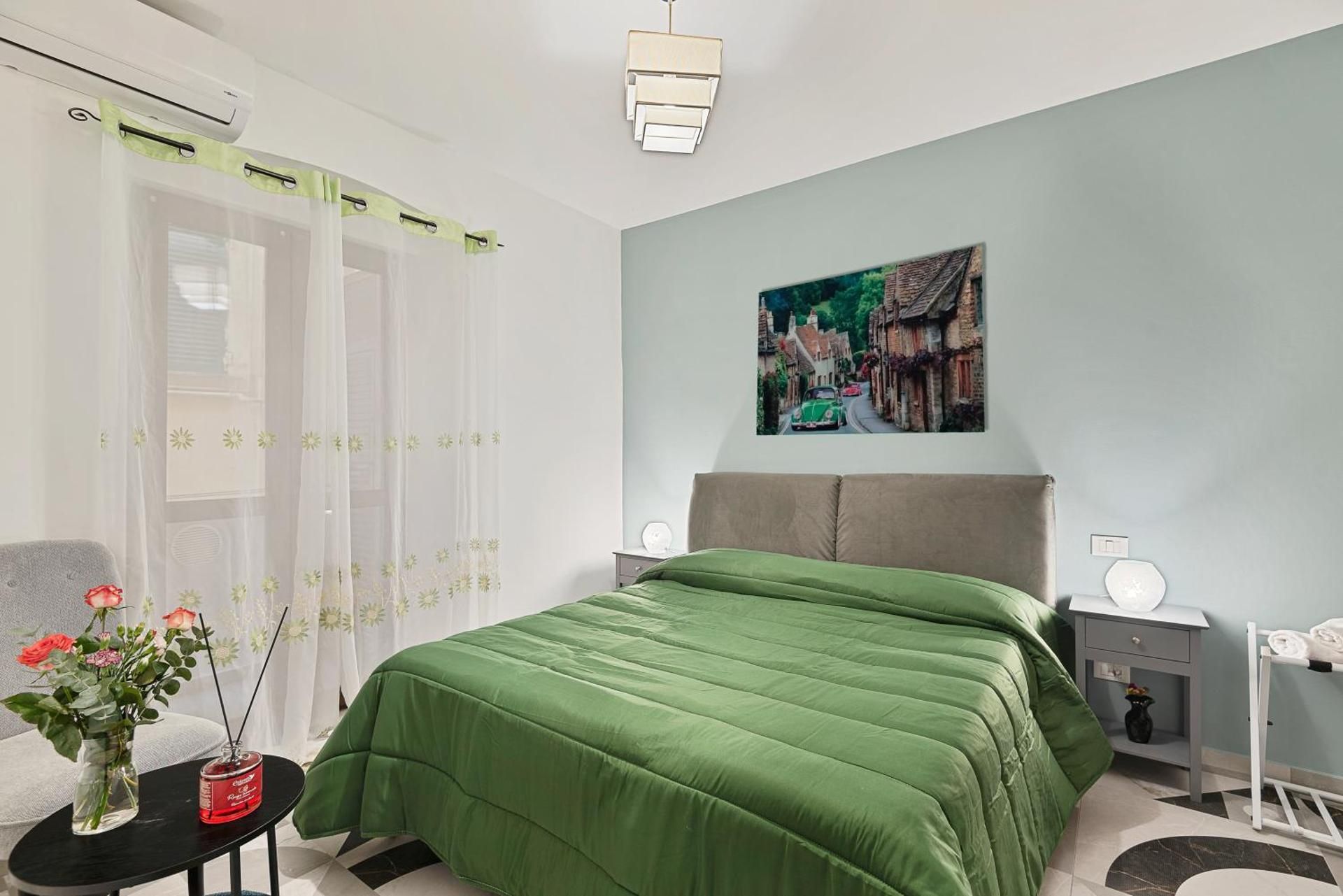 Queen Room