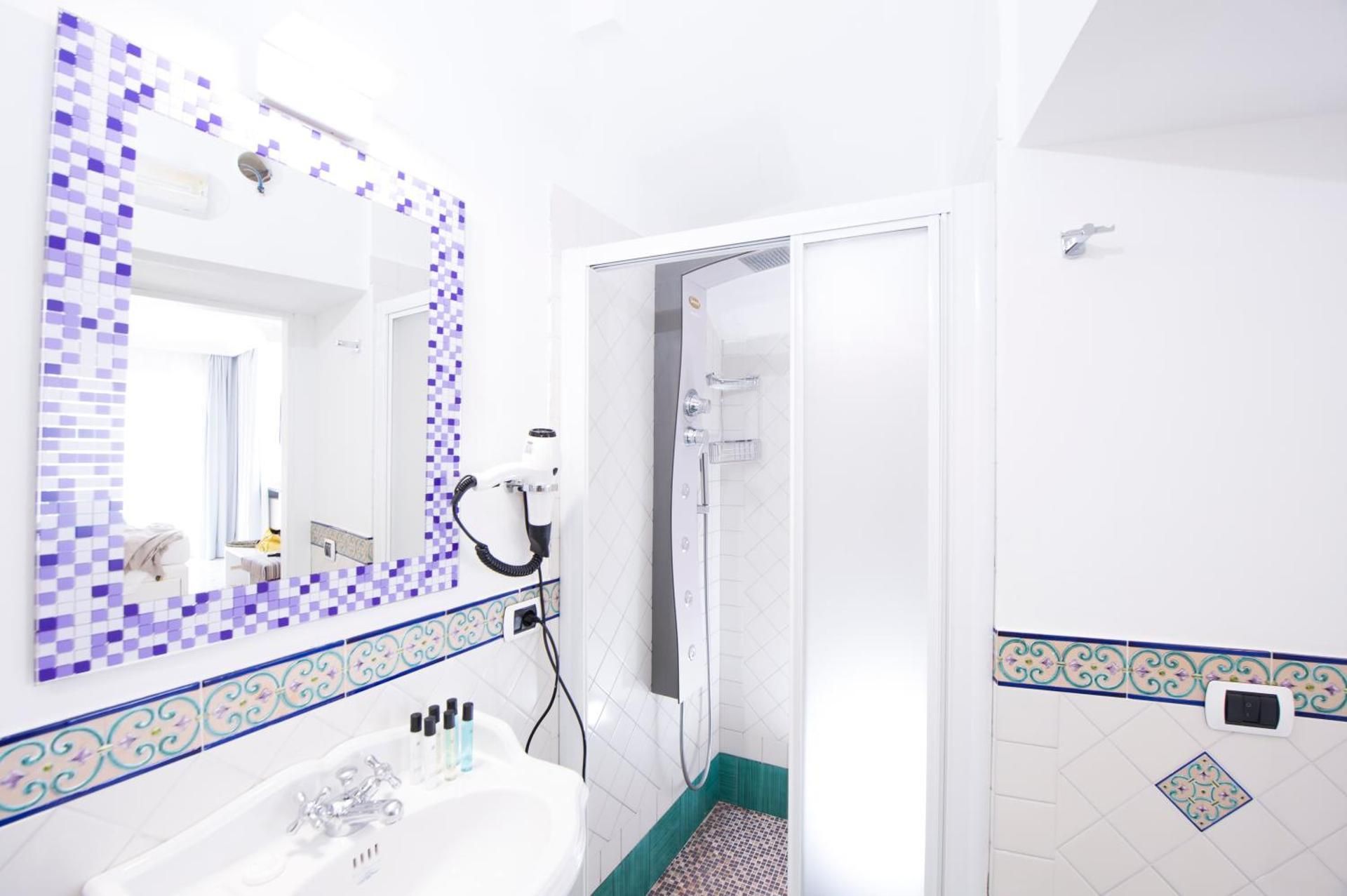 Hotel Villa Felice Relais Deluxe Double Room with Sea View 3