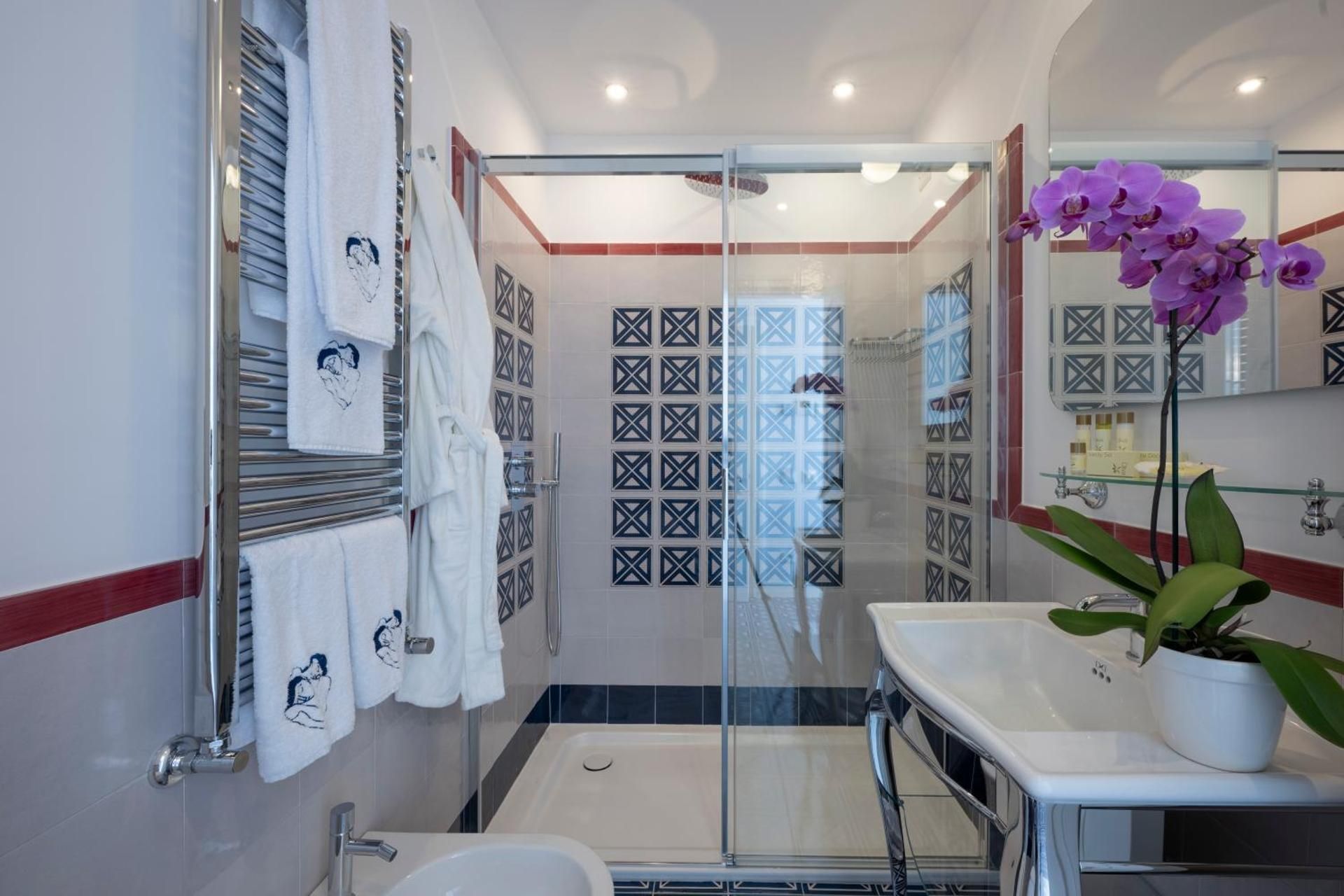 Deluxe Double Room with Sea View