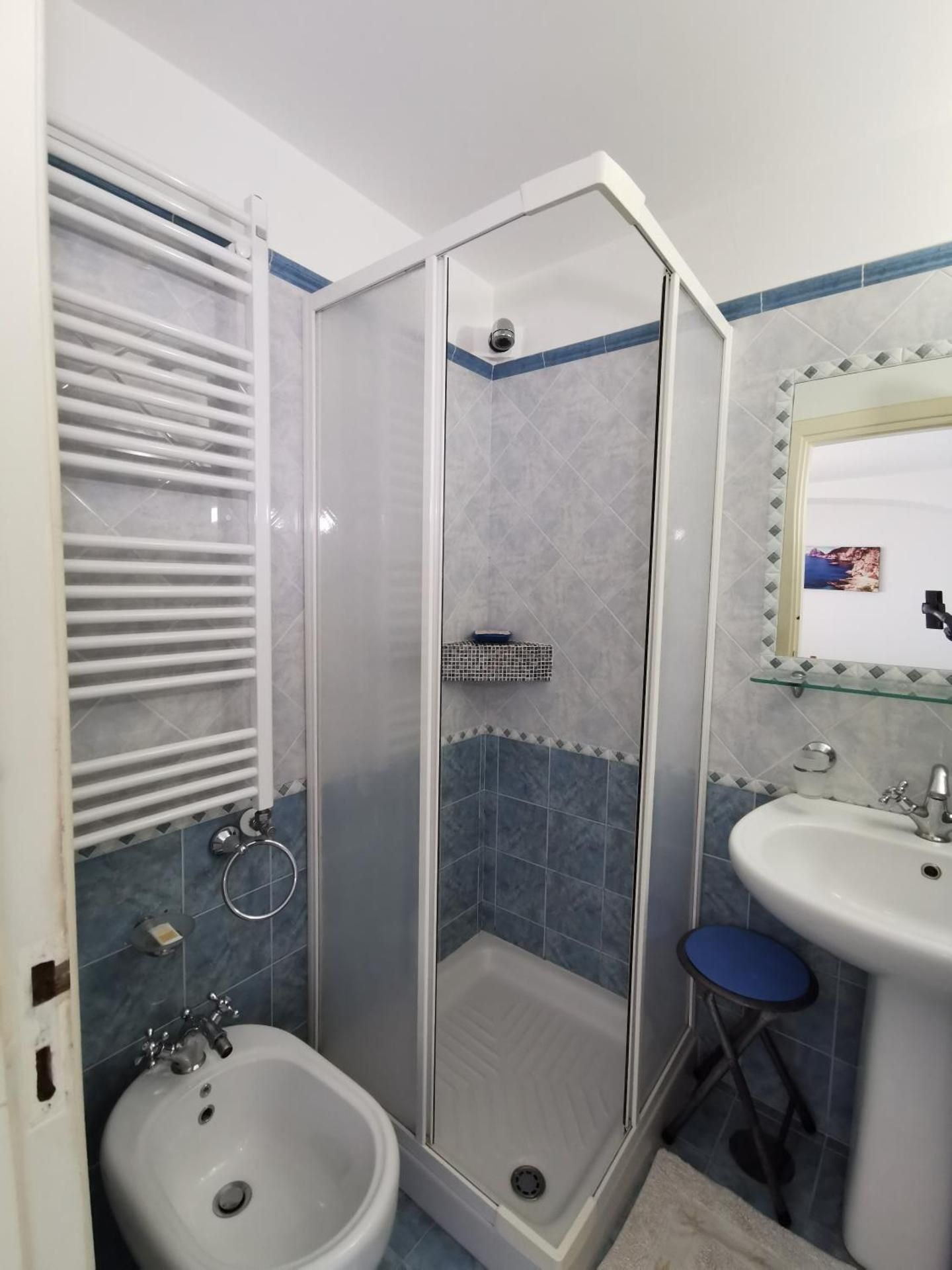One-Bedroom Apartment (3 Adults)