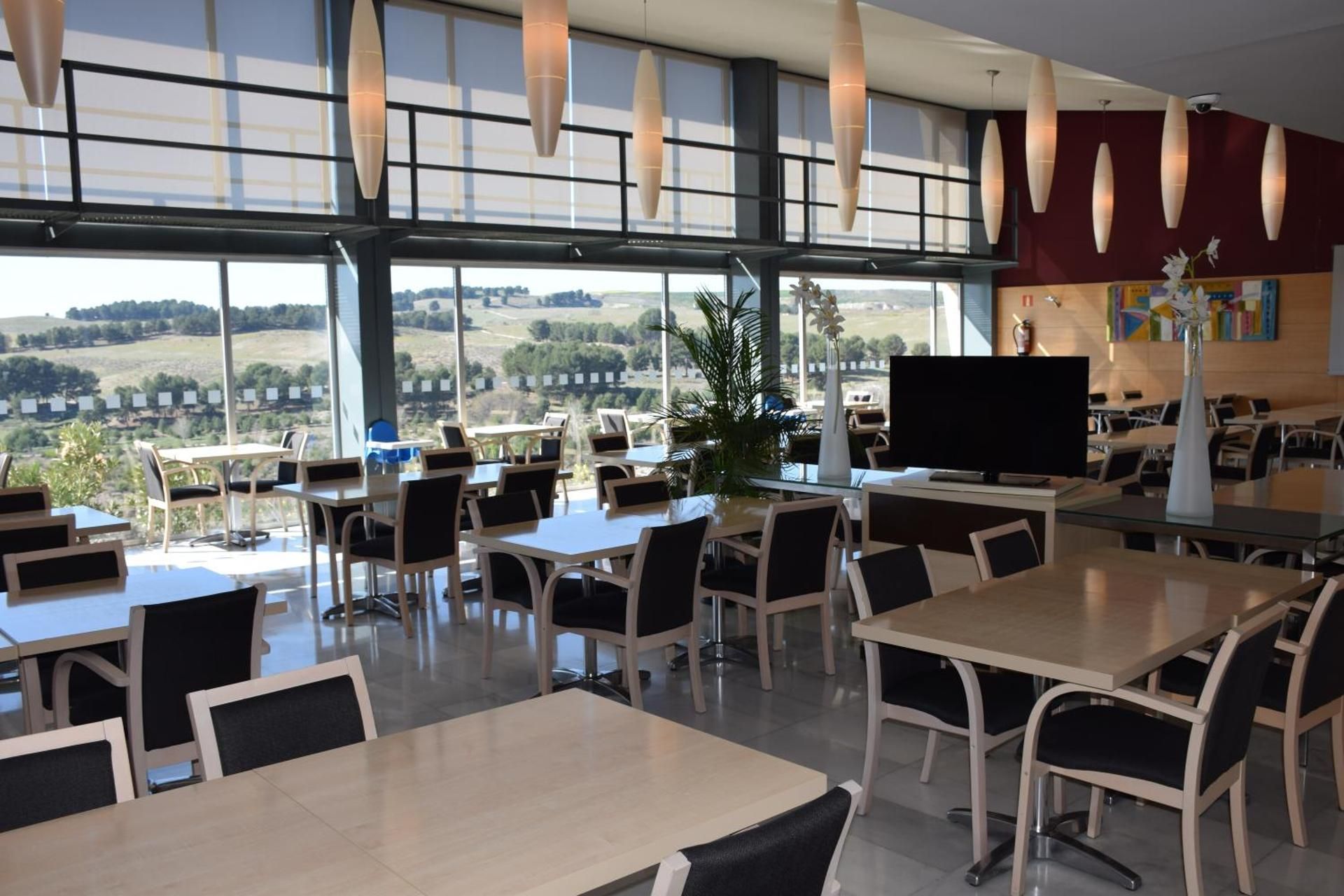 shared lounge/tv area