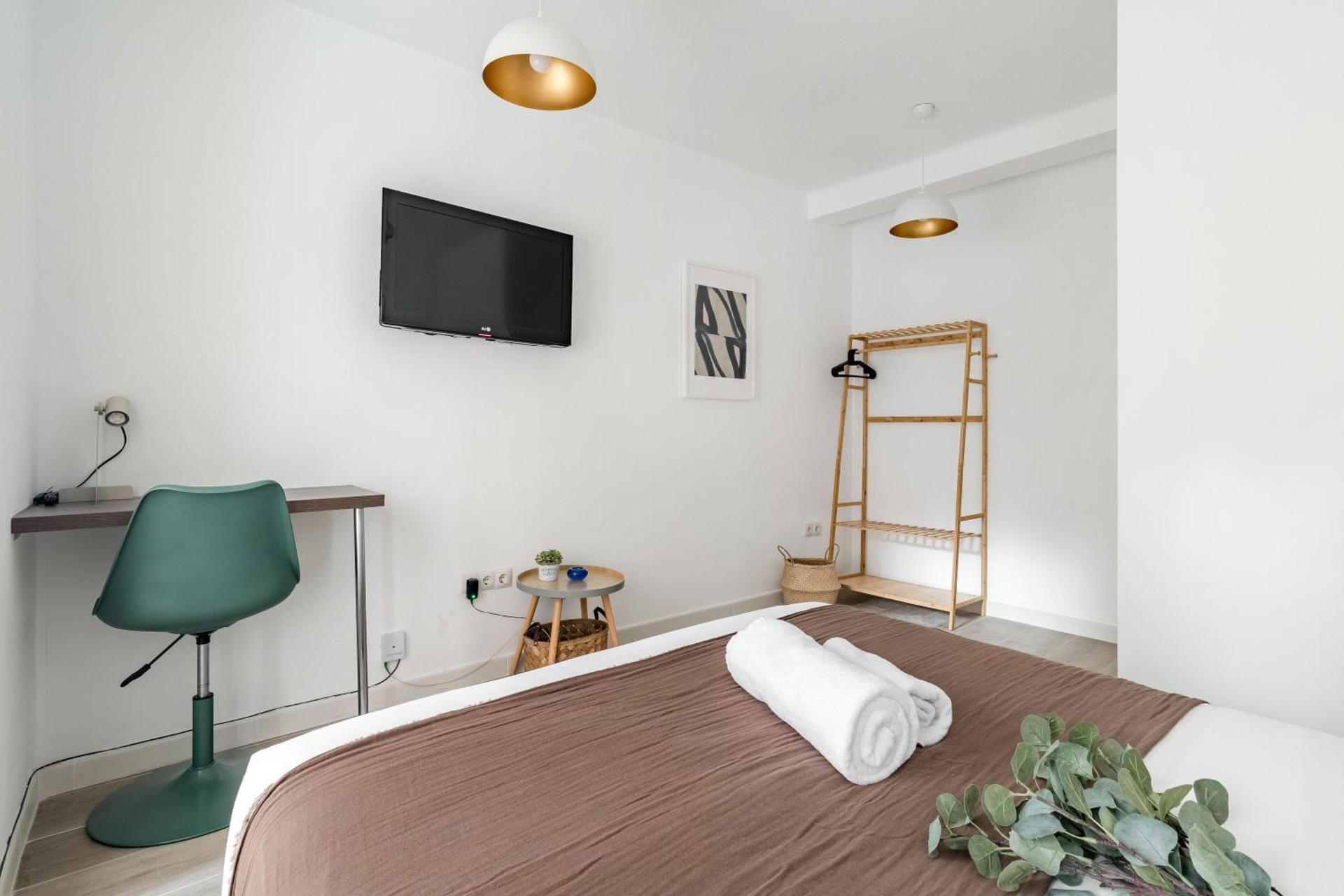 Double Room with Shared Bathroom