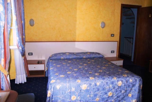 Basic Double Room