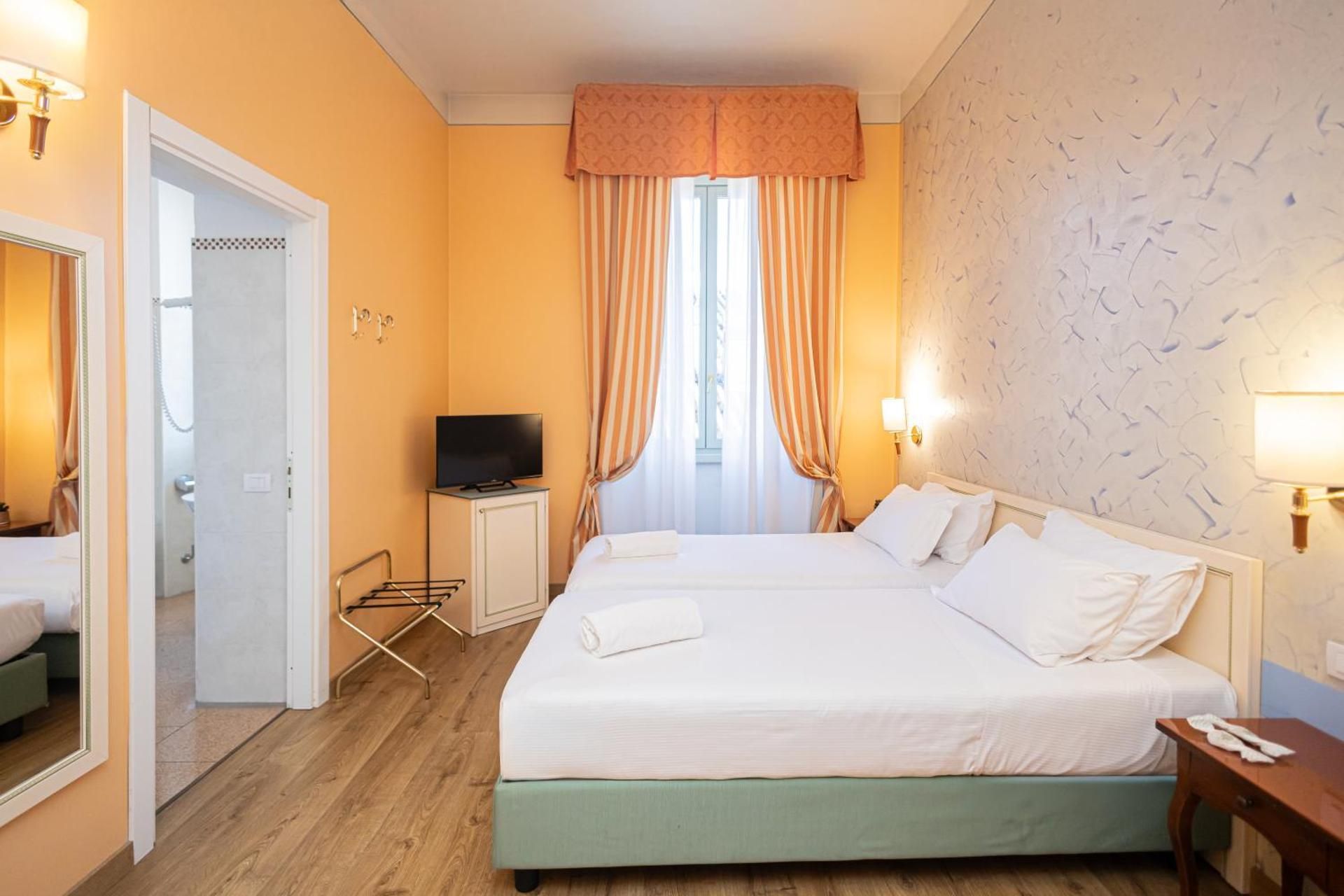 Superior Double or Twin Room with Partial Lake View